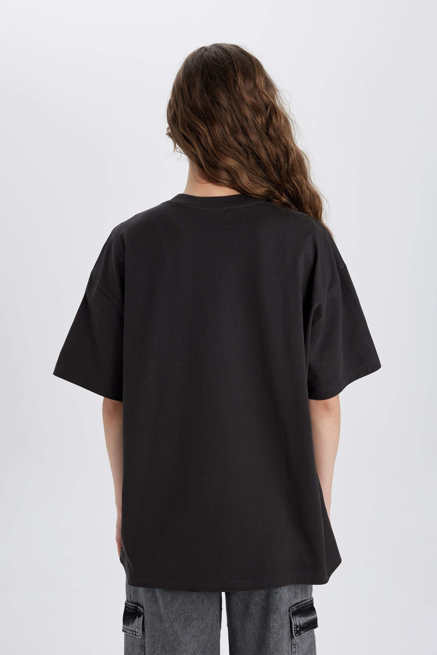 تيشيرت نص ردن اوفر سايز بياخة مستديرة