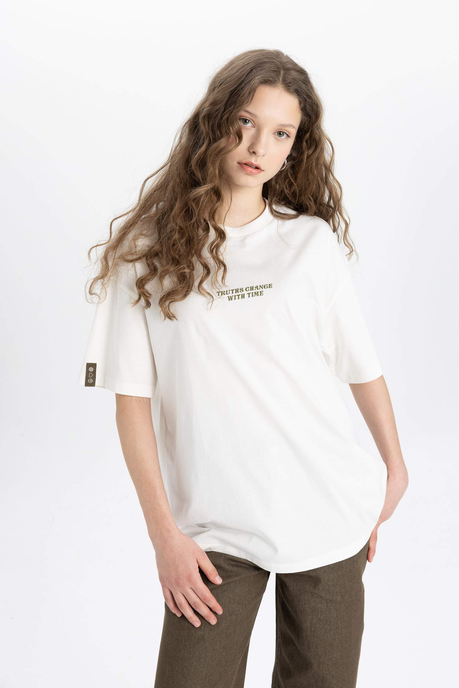 Oversize Fit Crew Neck Short Sleeve T-Shirt