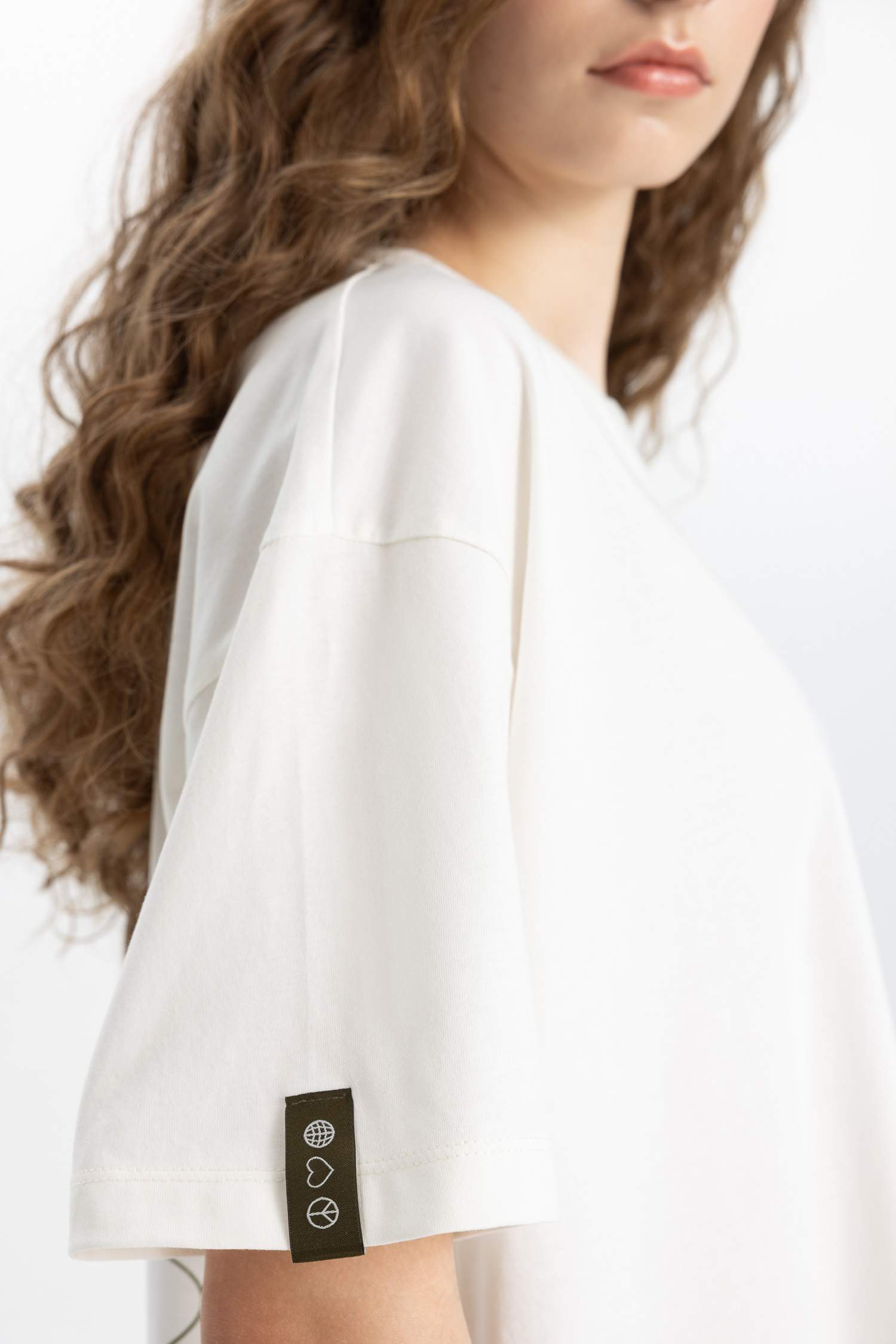 Oversize Fit Crew Neck Short Sleeve T-Shirt