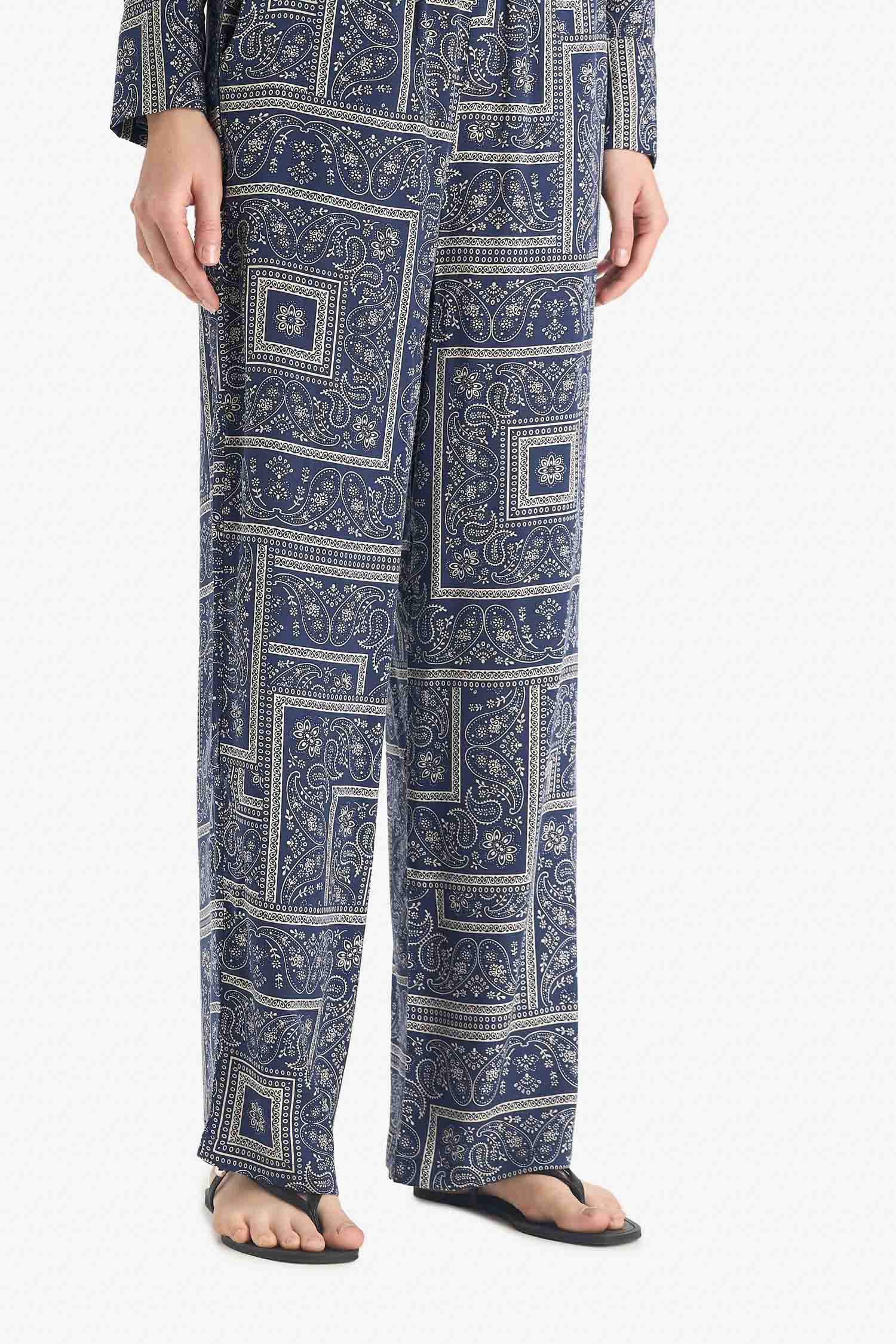 Regular Fit Şal Desenli Viskon Plaj Pantolonu-Fall in Love