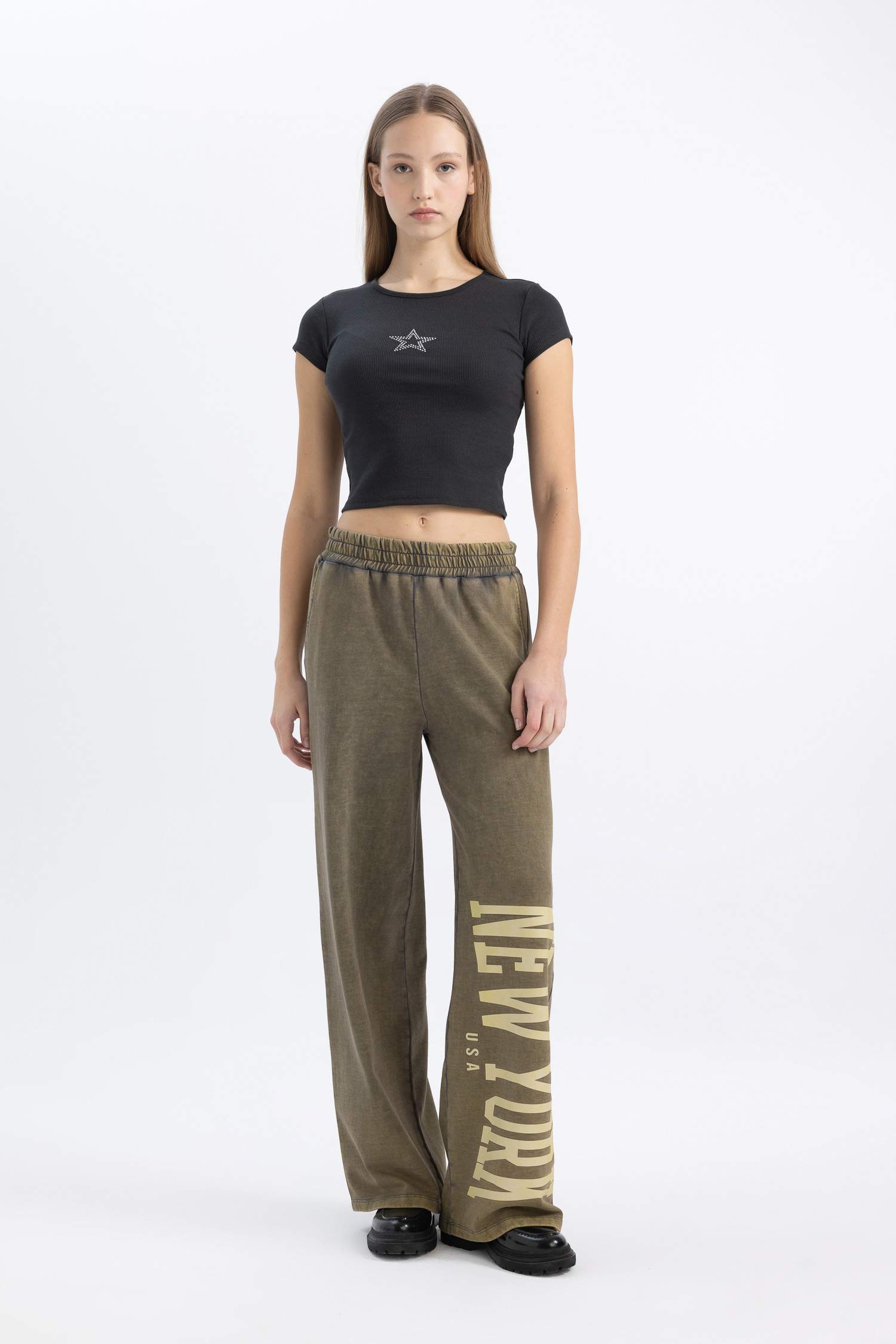 Coool Fitted İşlemeli Fitilli Kaşkorse Kısa Kollu Tişört