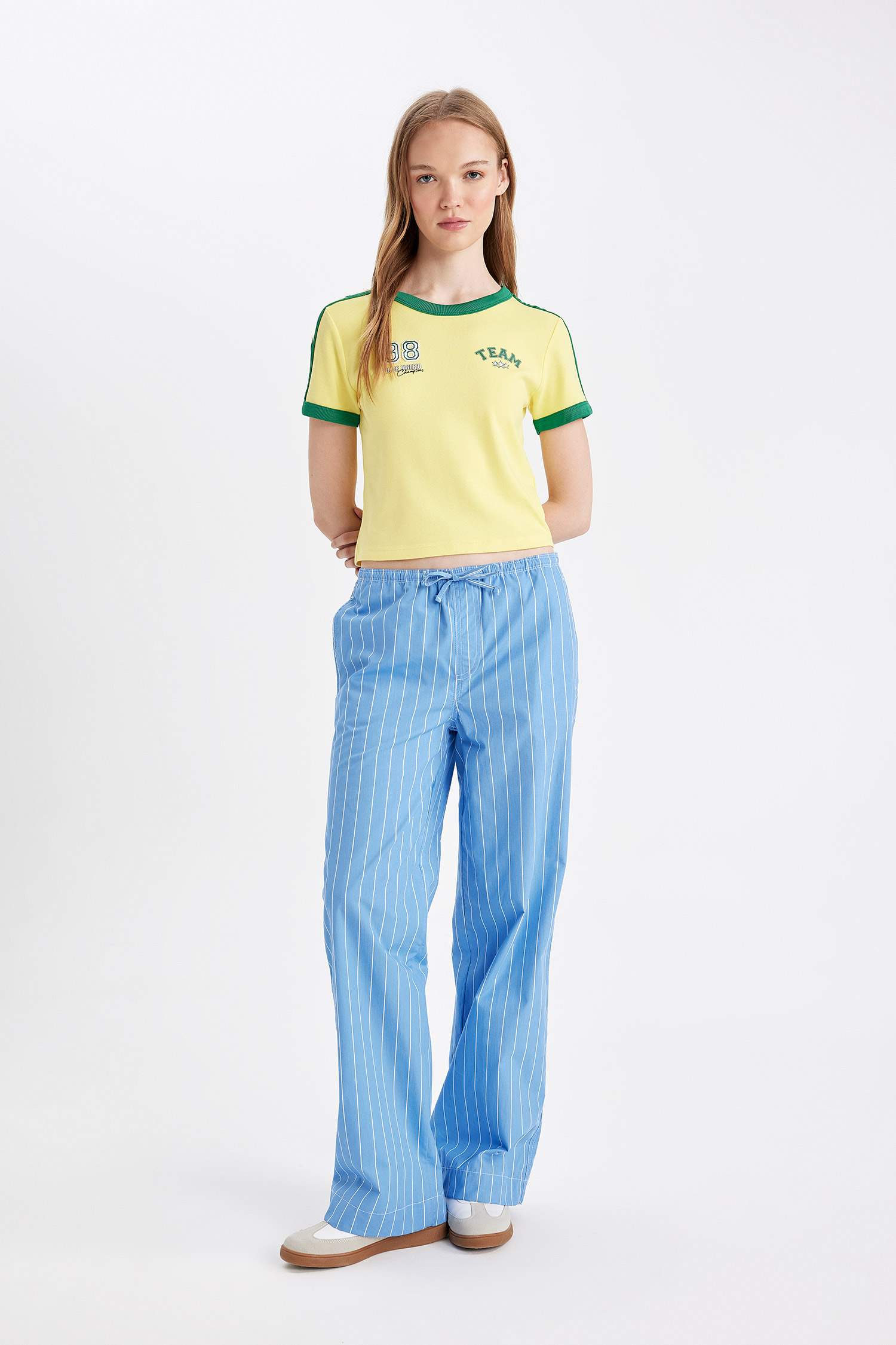 تيشيرت نص ردن سليم فيت