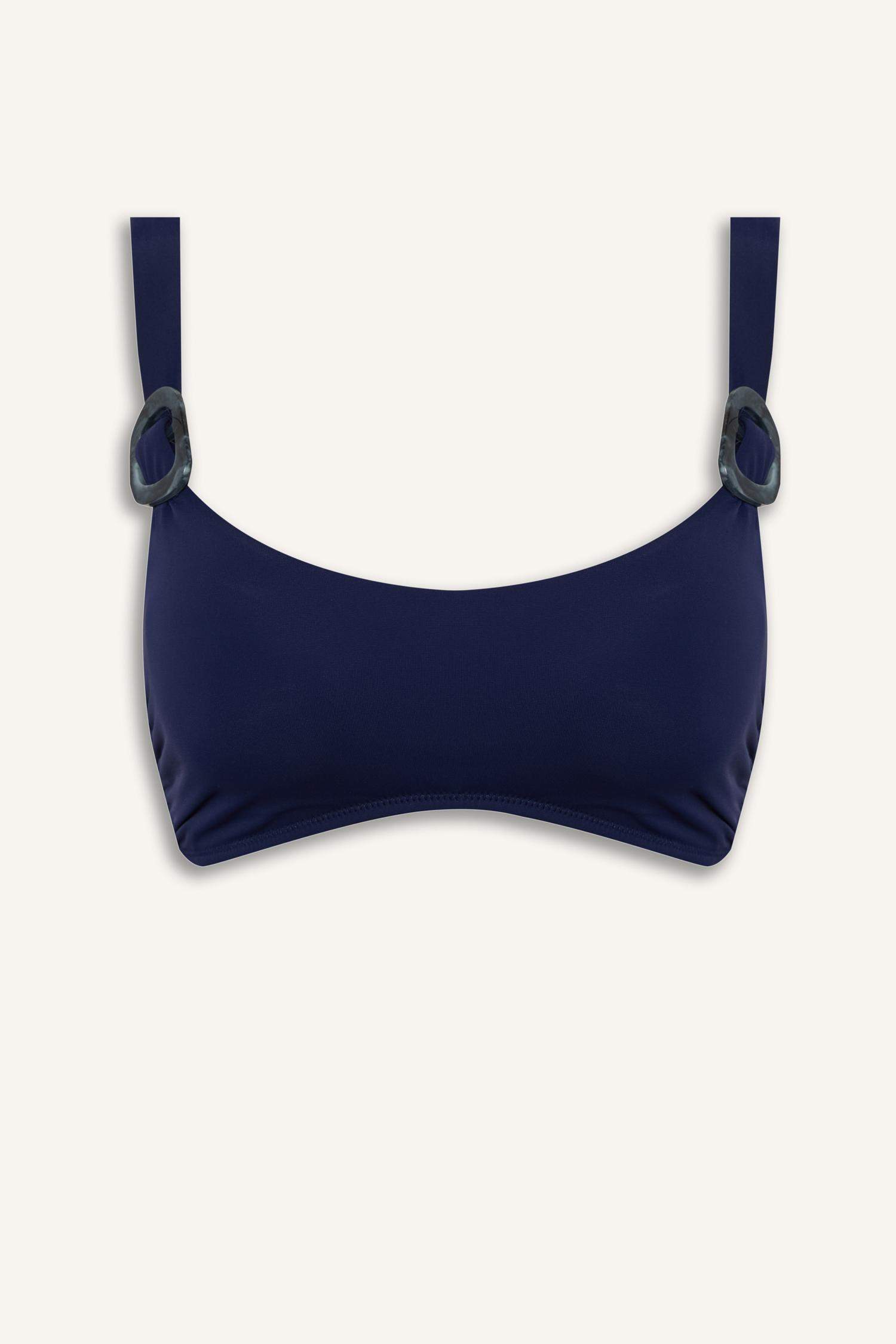 بكيني توب قصة عادية من Ayje x DeFacto