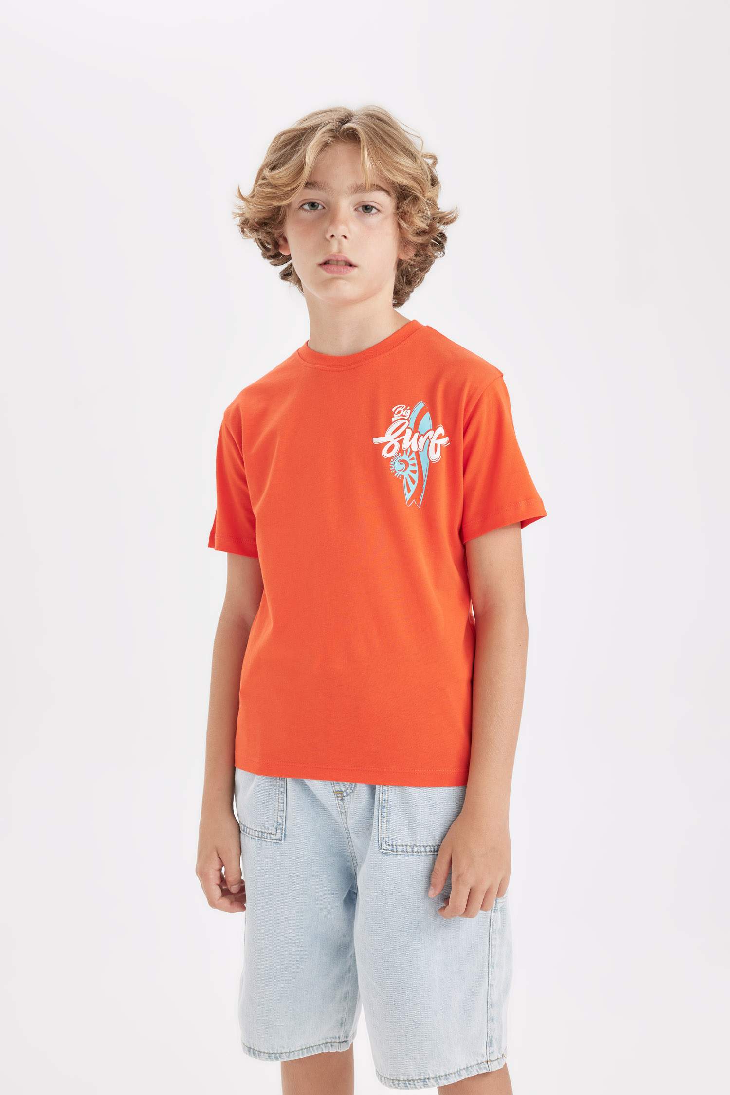 Erkek Çocuk Bisiklet Yaka Sırt Baskılı Kısa Kollu Tişört