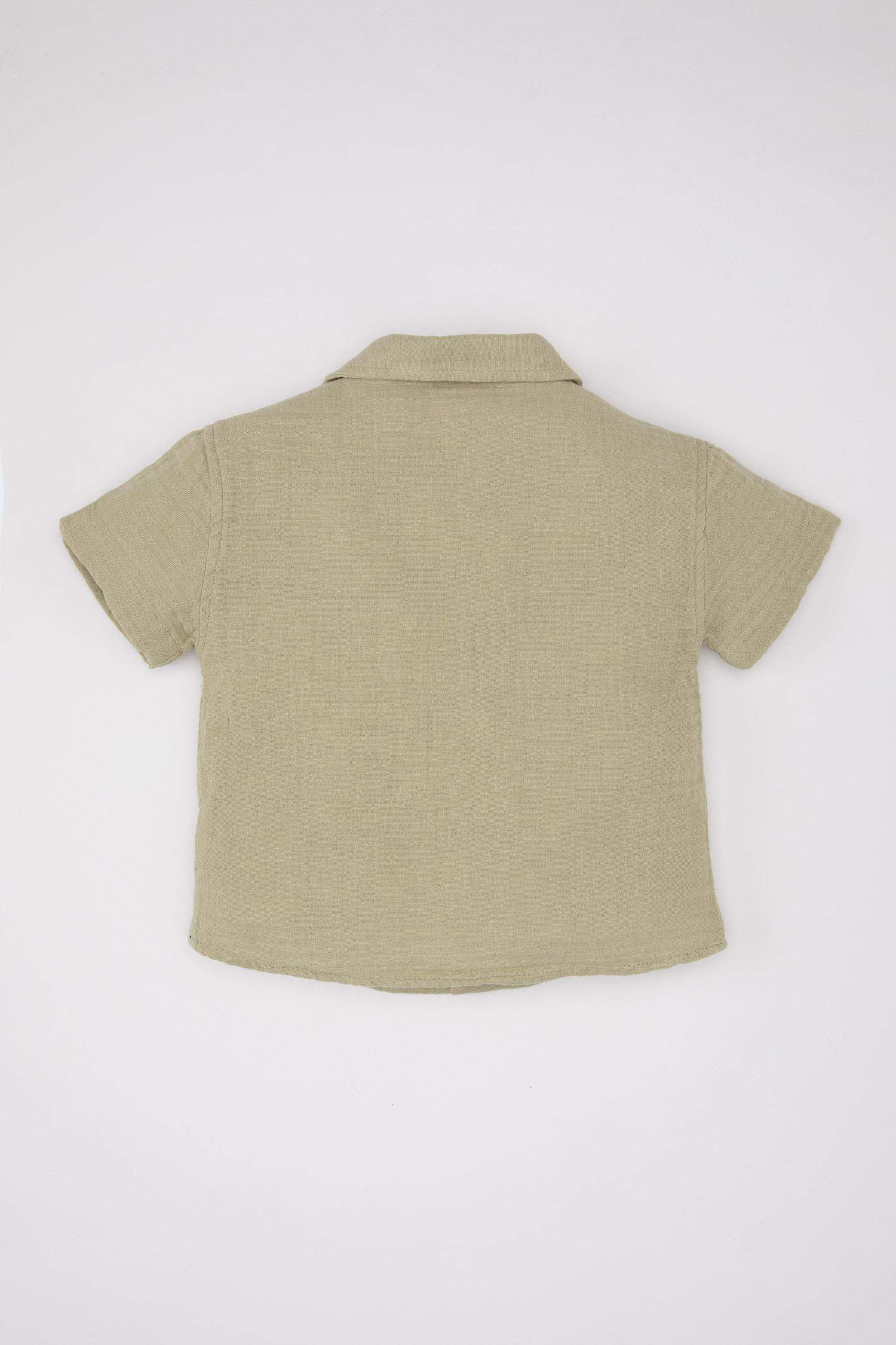 قميص ولادي نص كم موسلين قصة عادية وياقة عالية