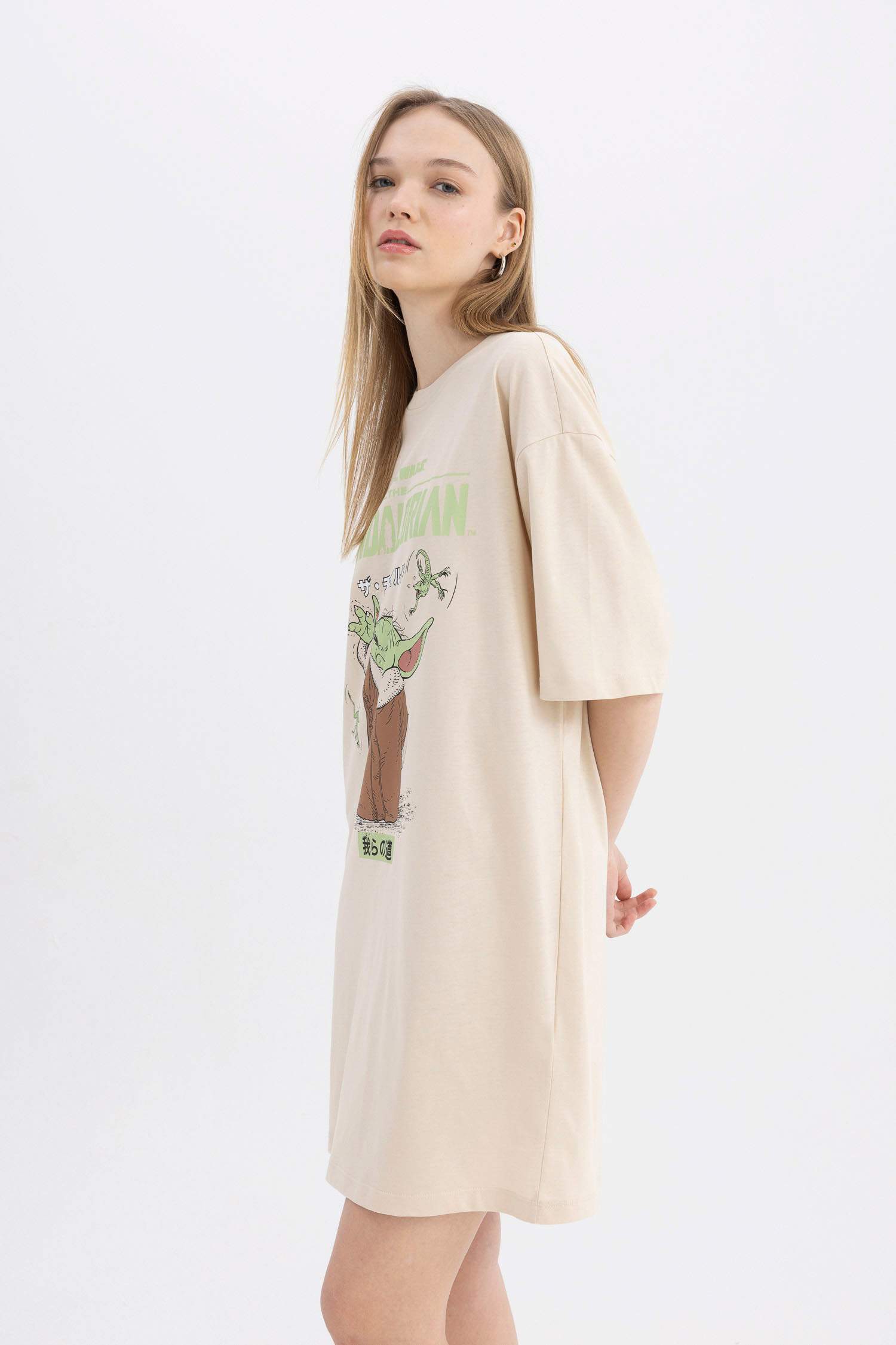 فستان تي شيرت قصير ممشط من Star Wars