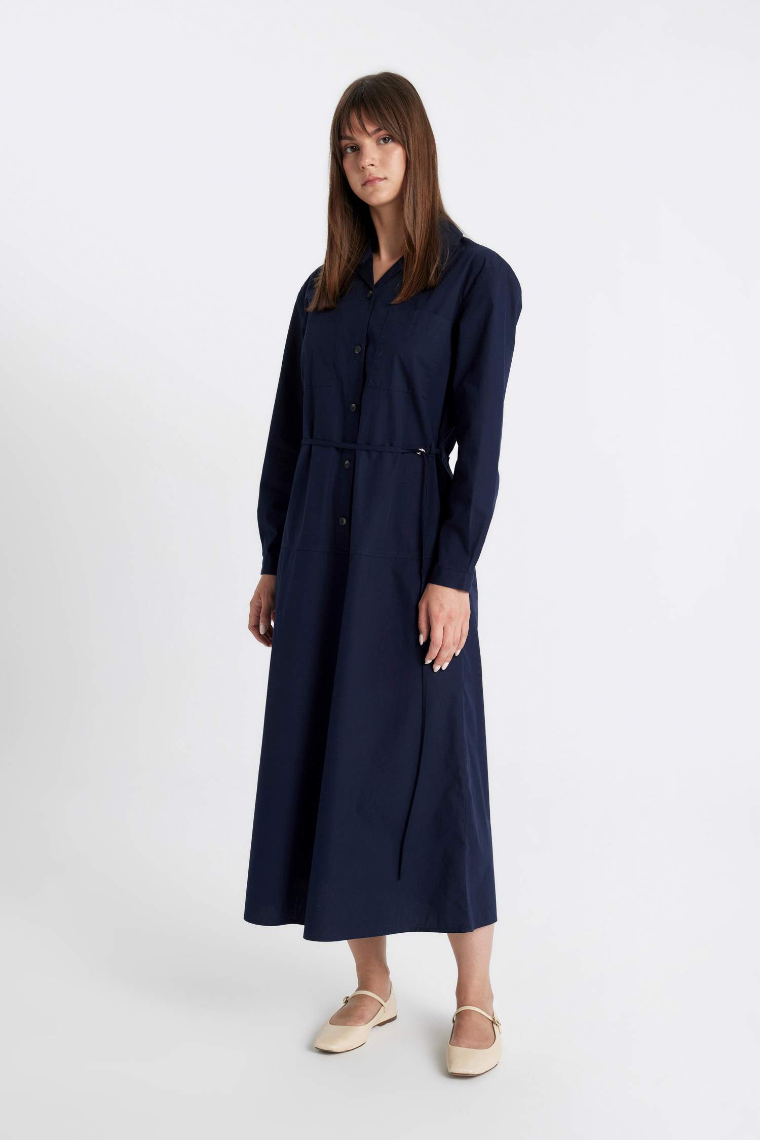 Relax Fit Gömlek Yaka Düğmeli Basic Düz Kemerli Poplin Uzun Kollu  Maxi Lacivert Elbise