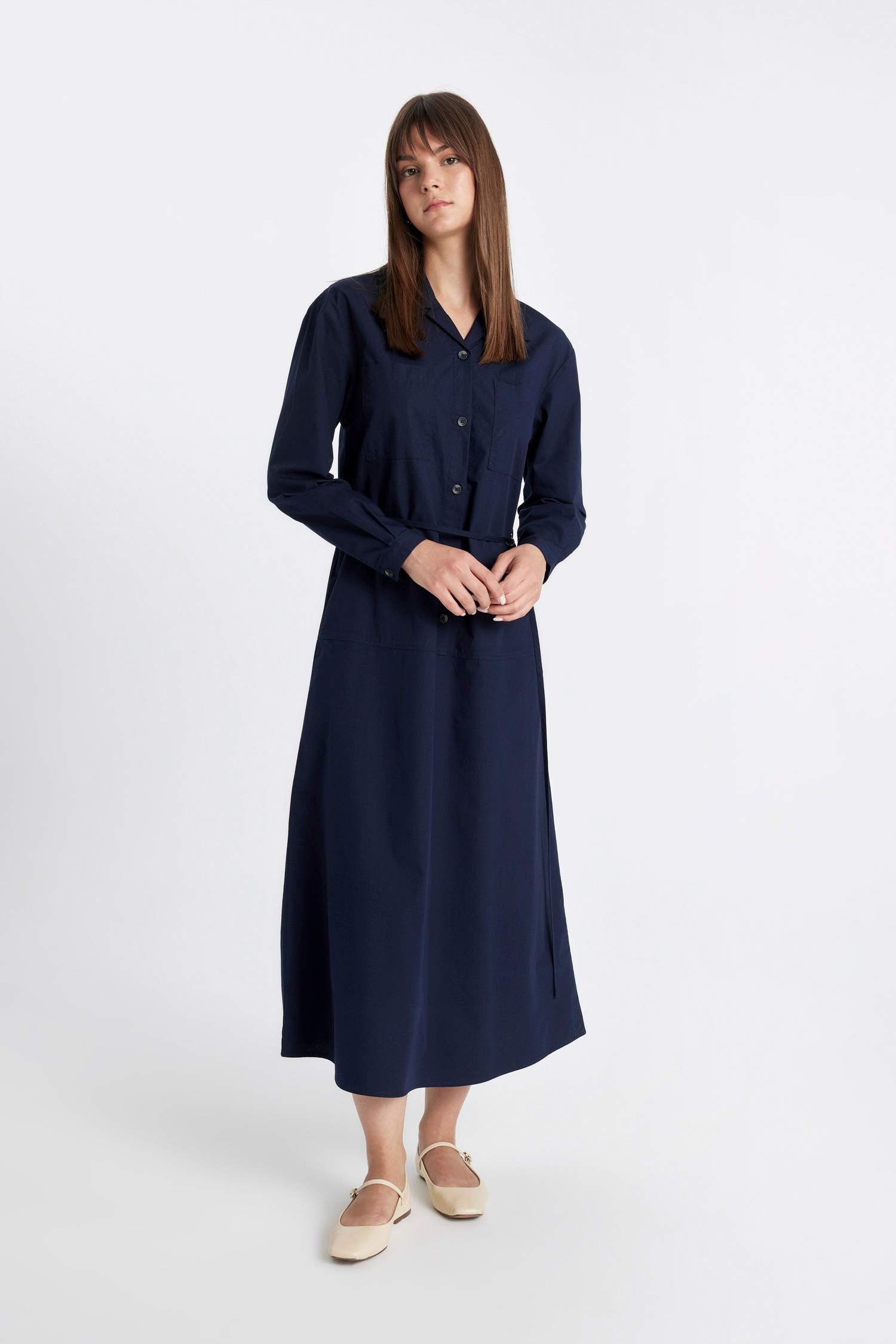Relax Fit Gömlek Yaka Düğmeli Basic Düz Kemerli Poplin Uzun Kollu  Maxi Lacivert Elbise