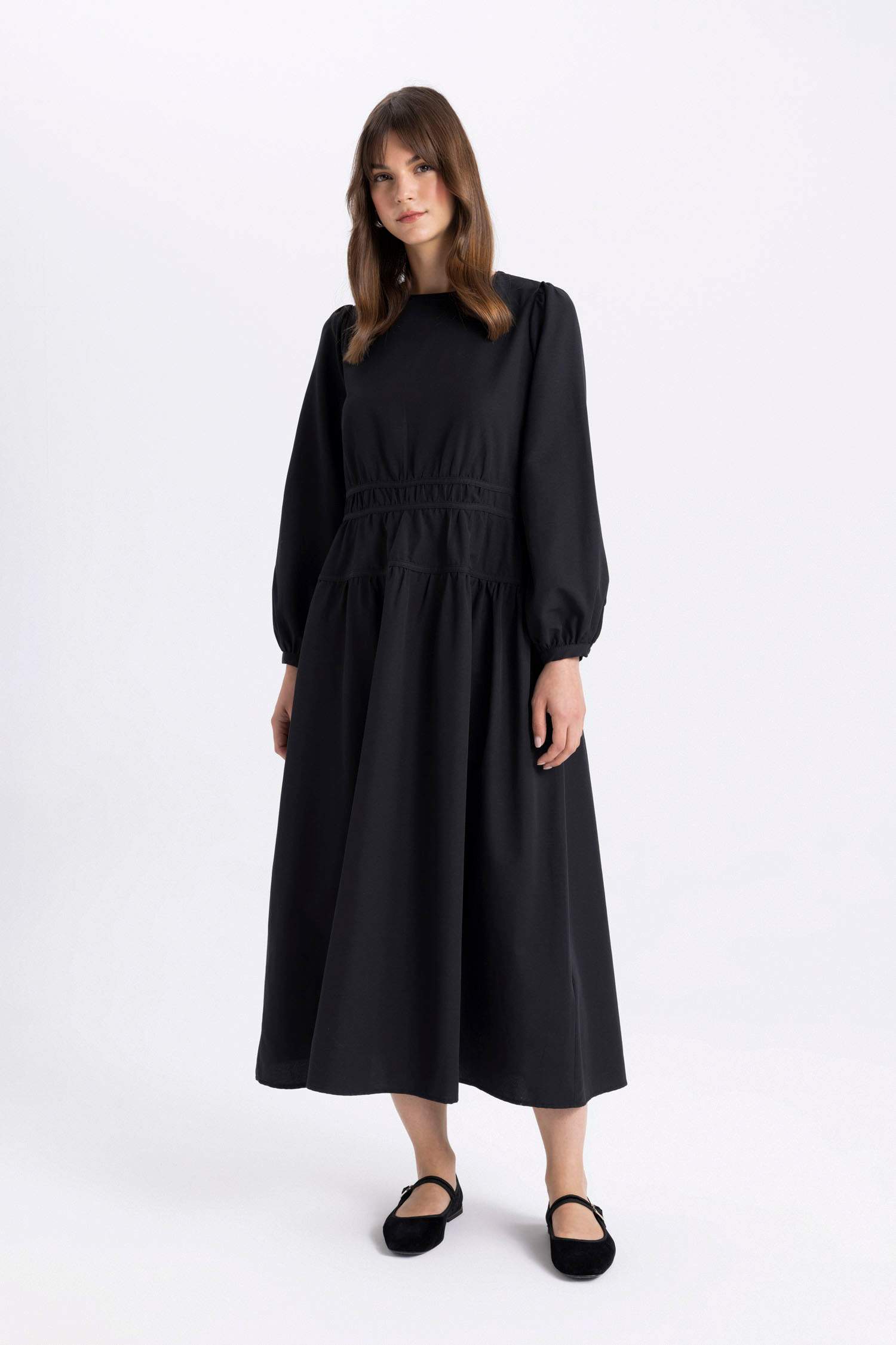 Crew Neck Poplin Long Sleeve Maxi Dress