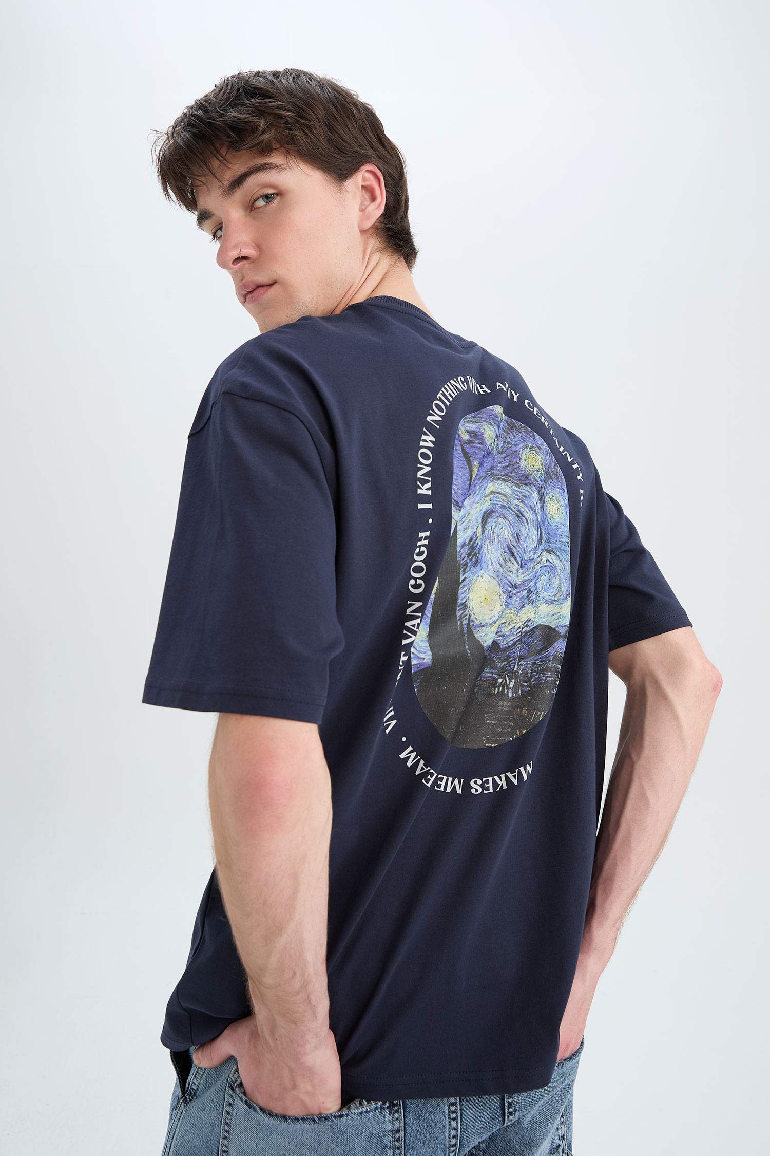 Oversize Fit Van Gogh Licensed Crew Neck Short Sleeve T-Shirt