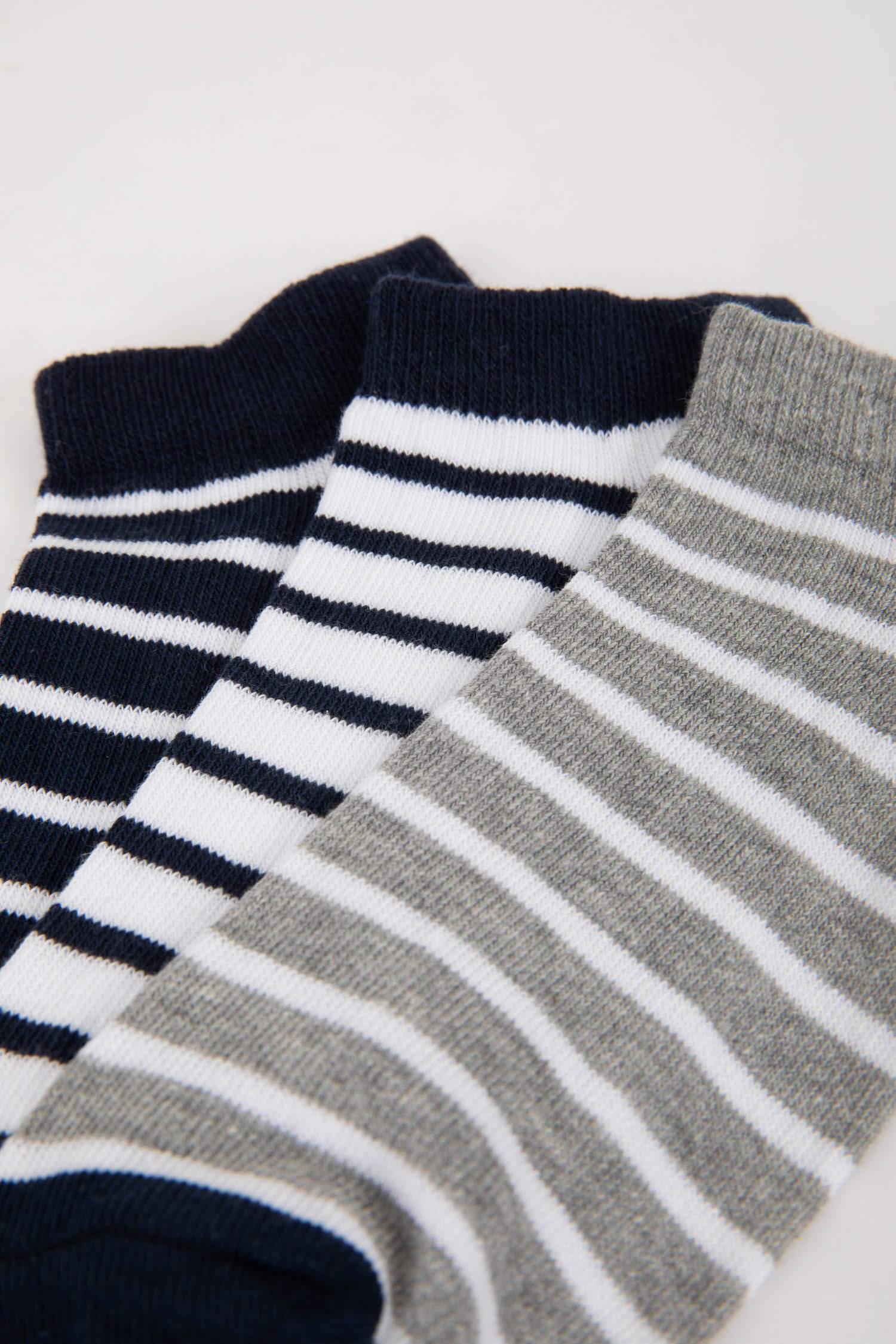 جوارب ولادي قصيرة قطن - 3 قطع