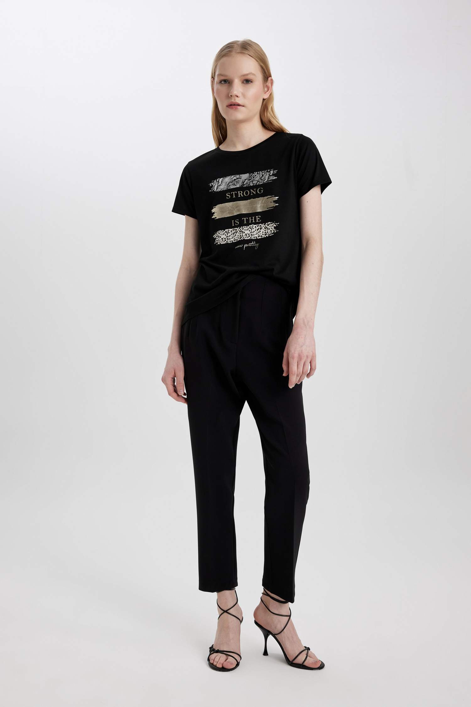 Relax Fit Crew Neck Printed Short Sleeve T-Shirt