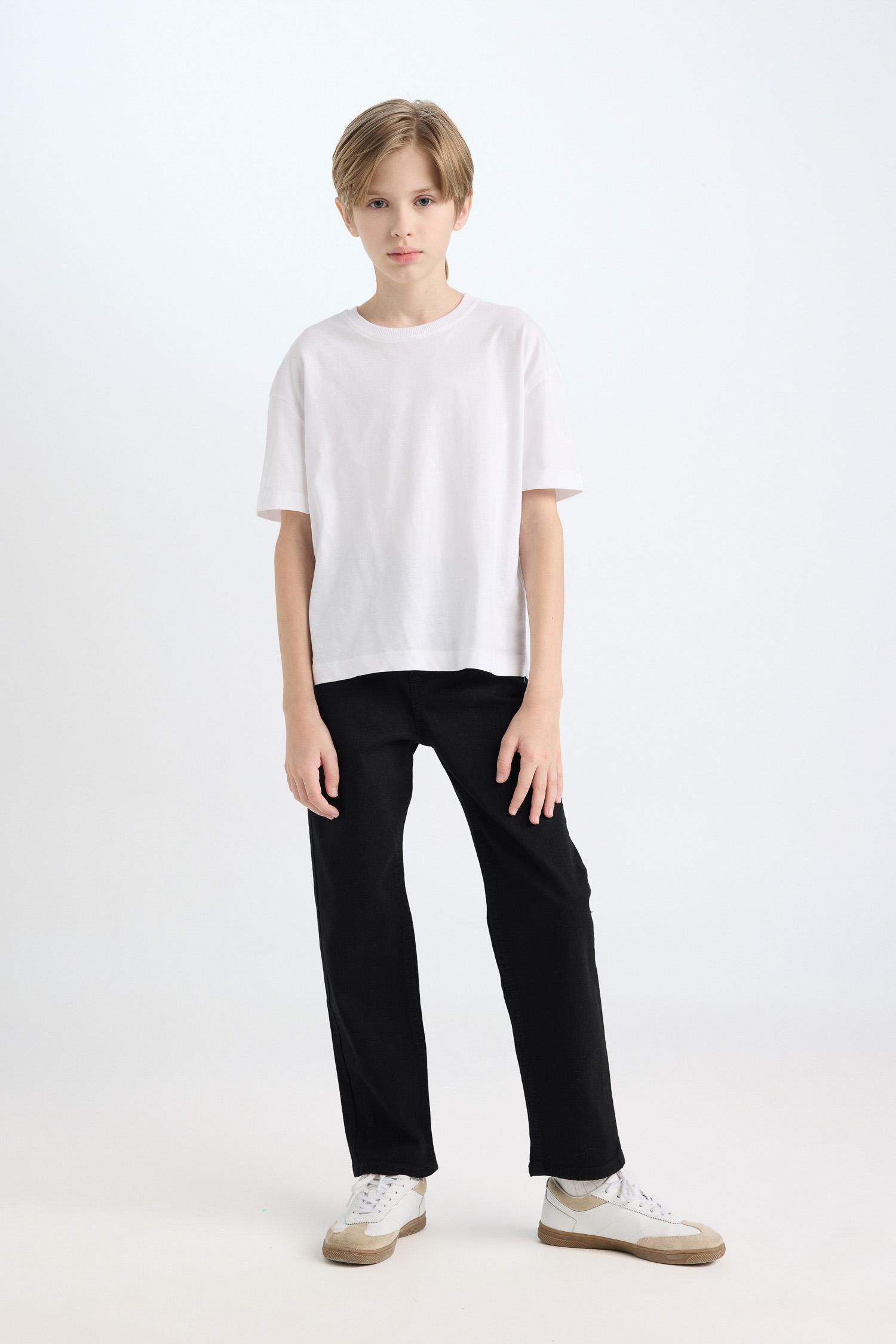 Boy Straight Fit Jeans