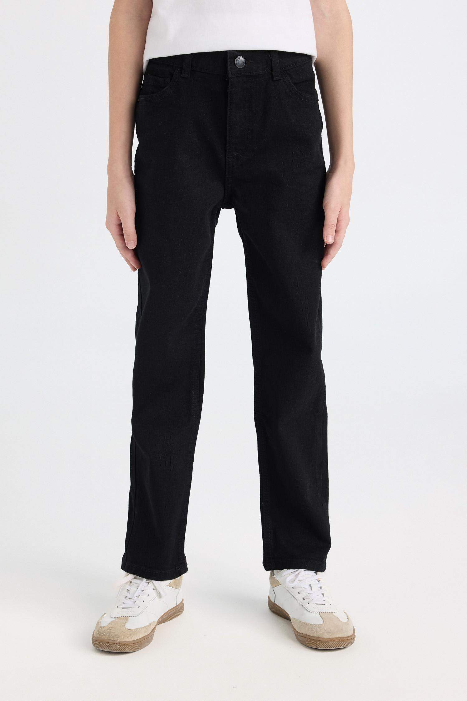 Boy Straight Fit Jeans