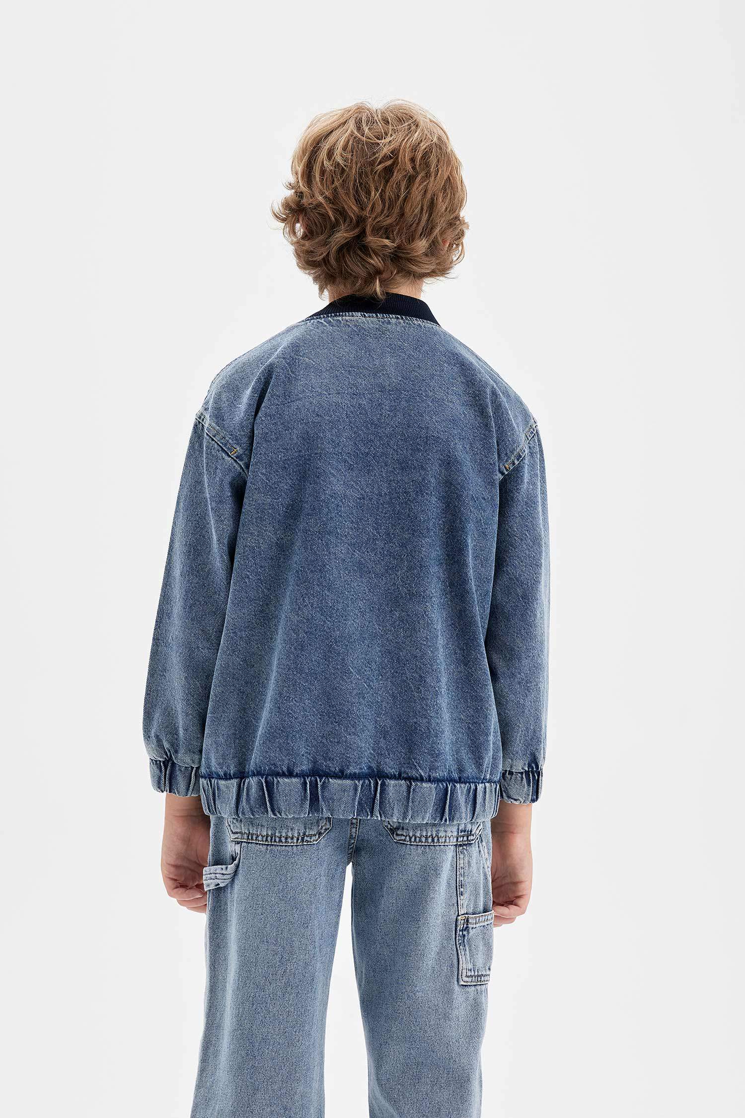 Erkek Çocuk Kolej Yaka Fermuarlı Cepli Mevsimlik Baskılı Jean Bomber Ceket