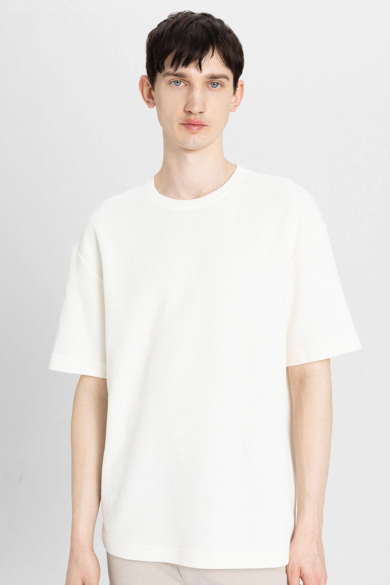 Relax Fit Crew Neck Short Sleeve T-Shirt