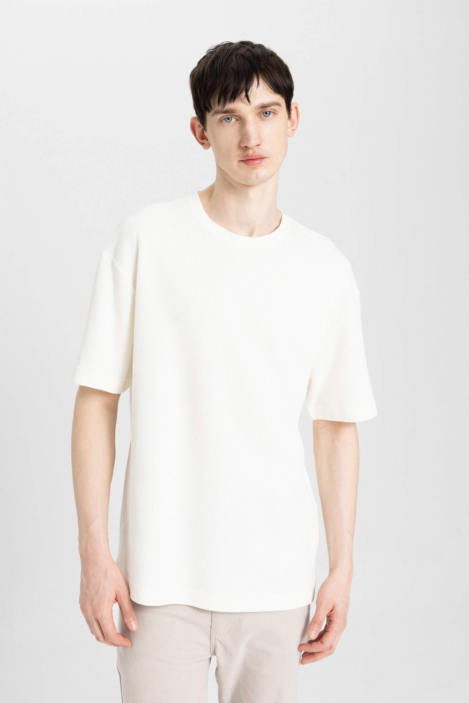 Relax Fit Crew Neck Short Sleeve T-Shirt