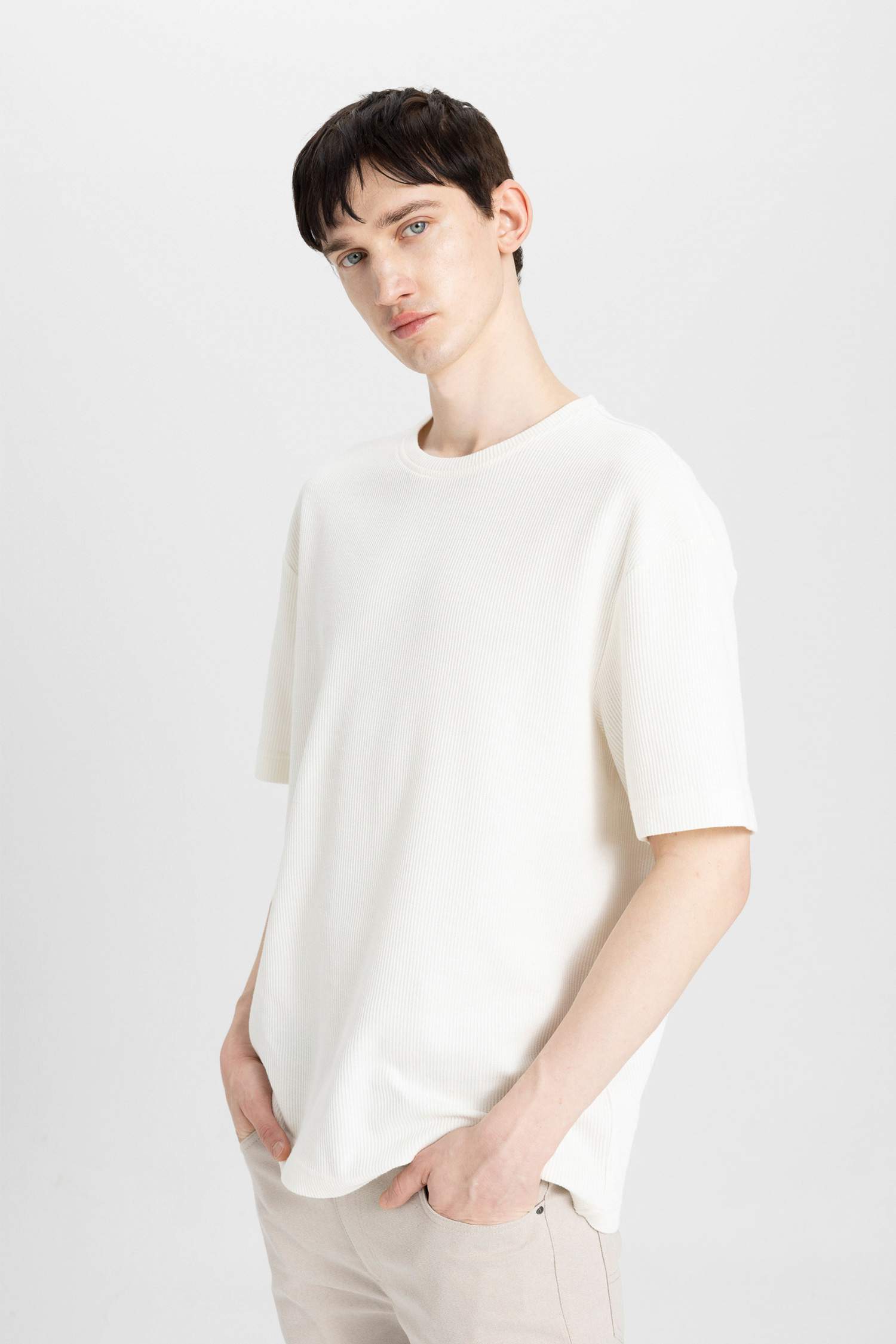 Relax Fit Crew Neck Short Sleeve T-Shirt