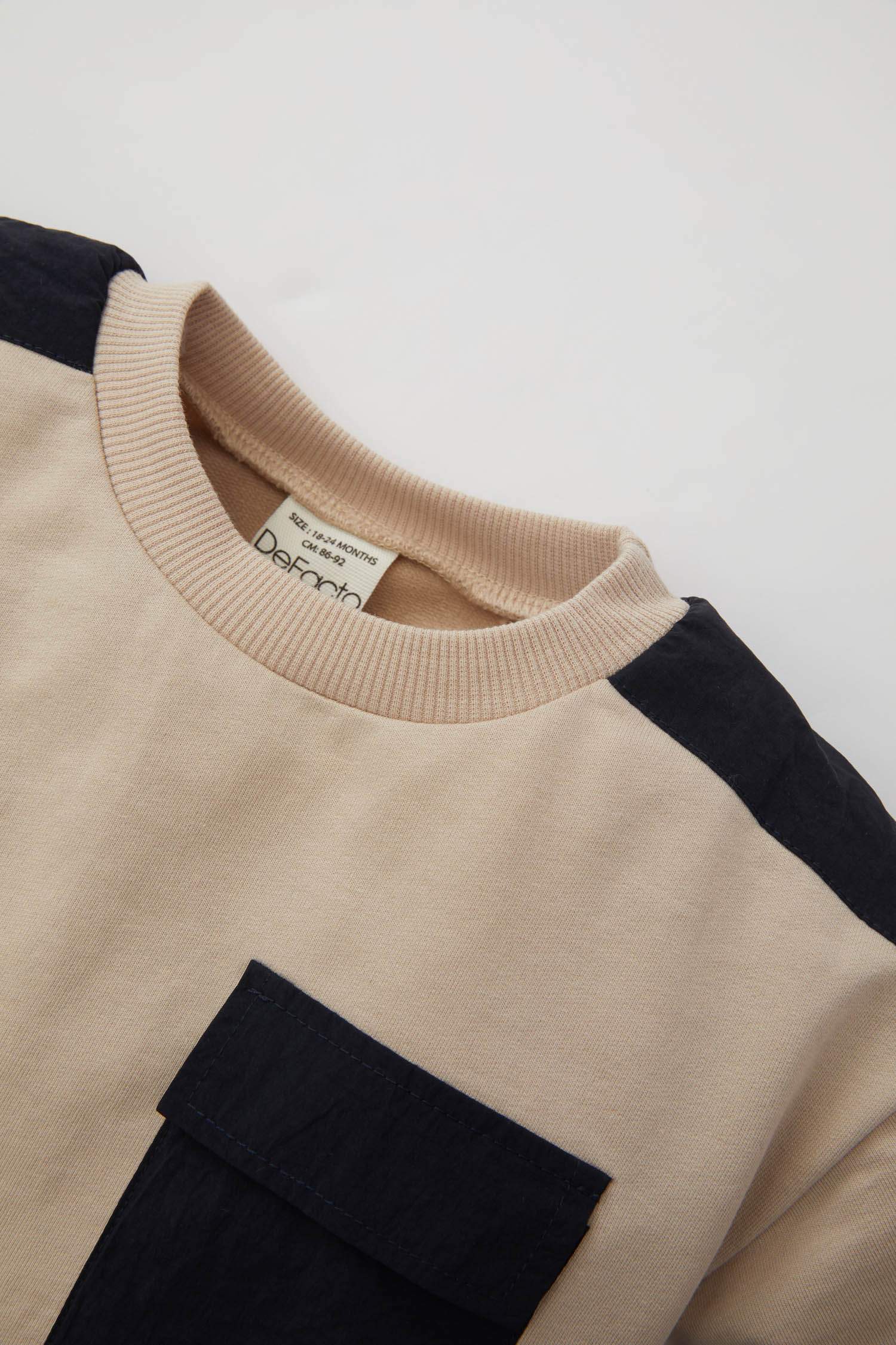 سيت ولادي سويت شيرت وسويت بانتس قماش رقيق - قطعتين