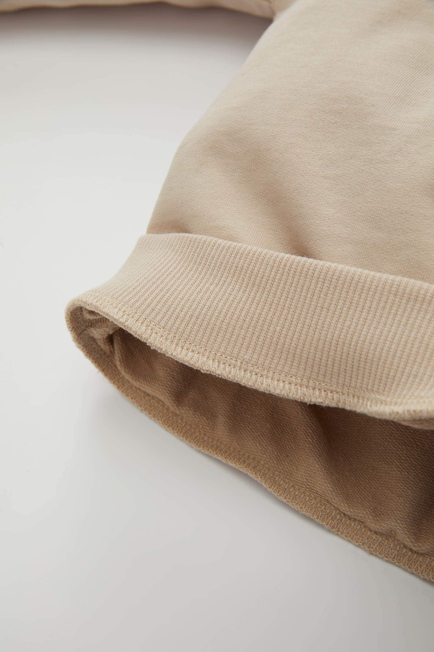 سيت ولادي سويت شيرت وسويت بانتس قماش رقيق - قطعتين