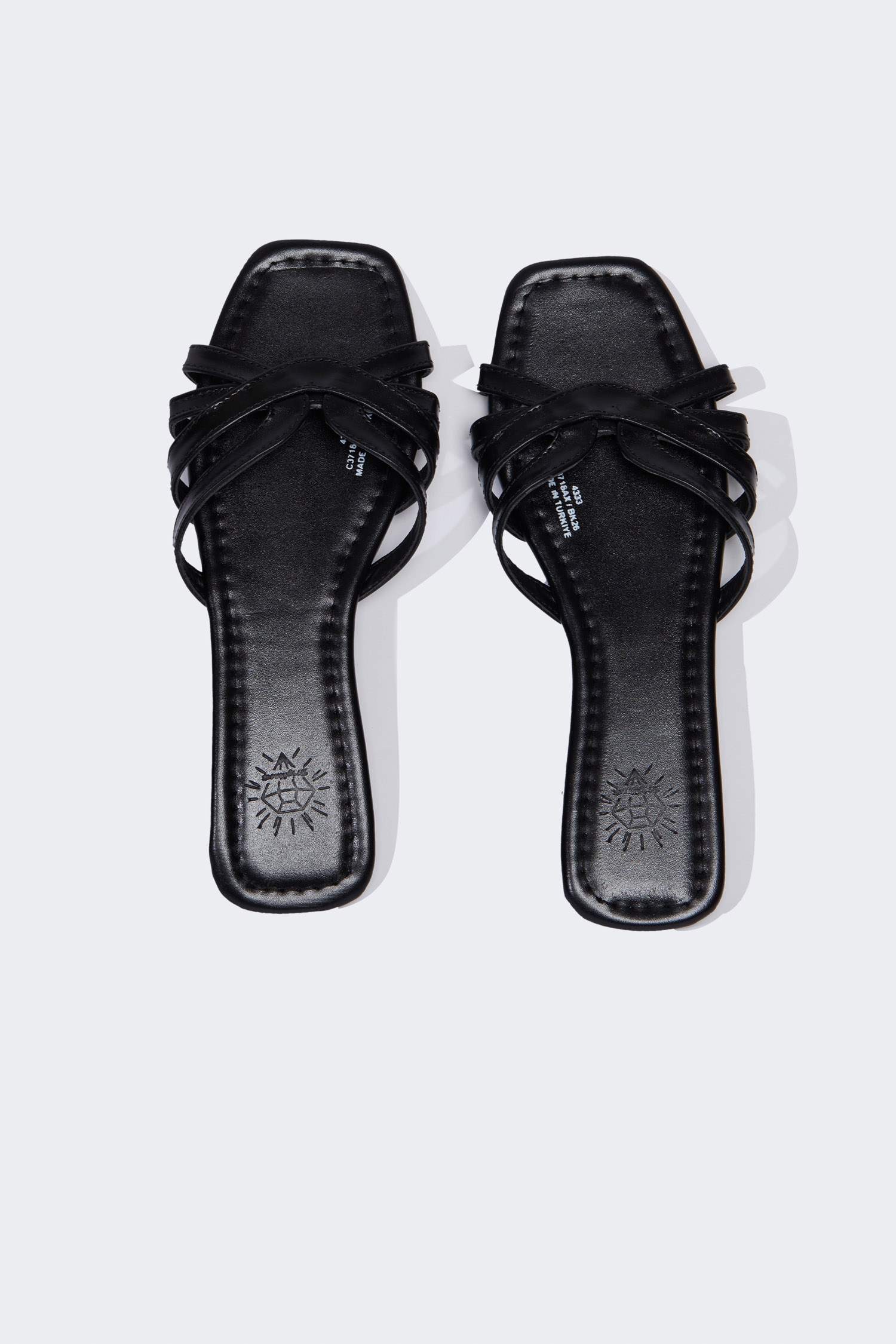 Woman Flat Sole Slip On Faux Leather Slippers