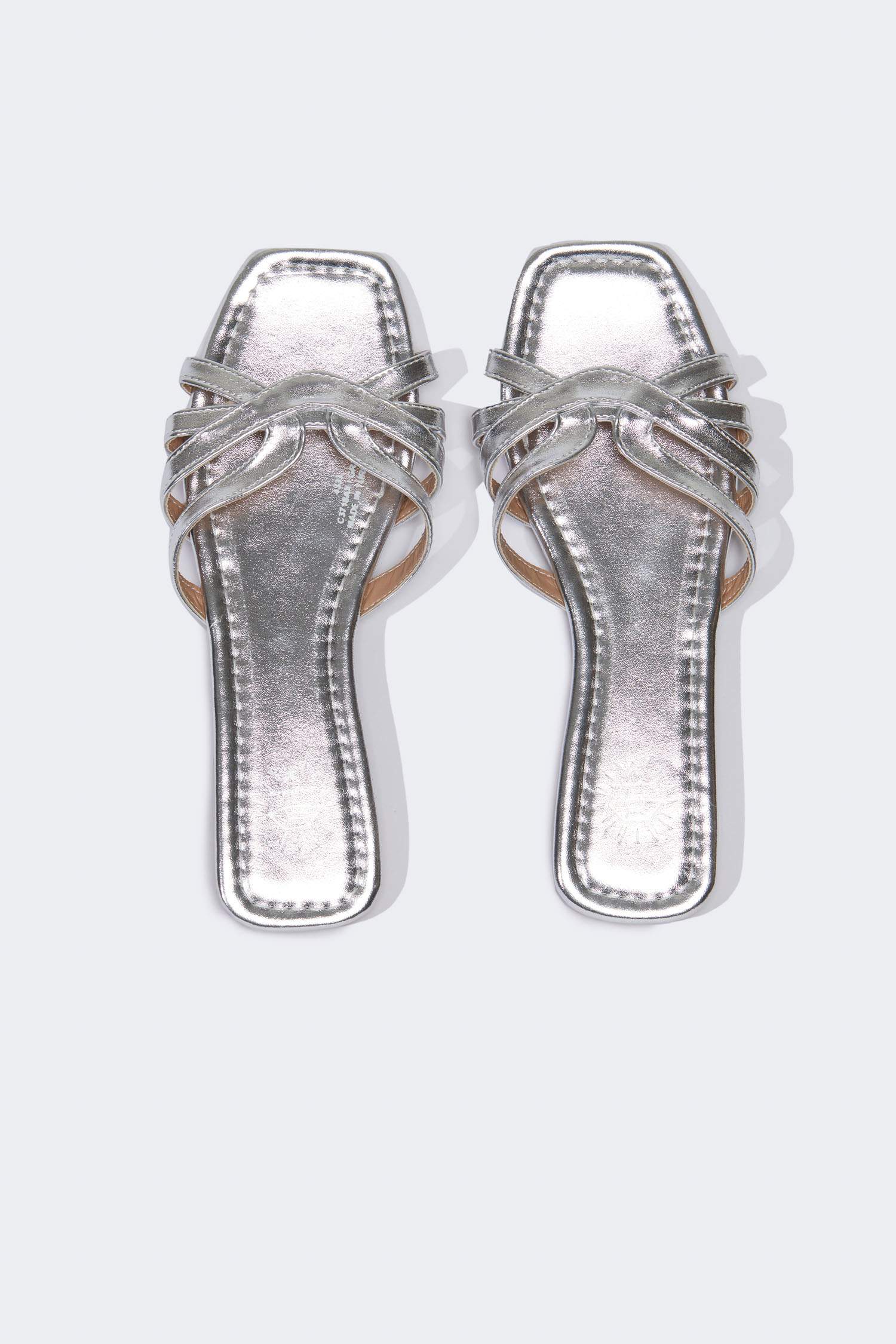 Woman Flat Base Faux Leather Slippers