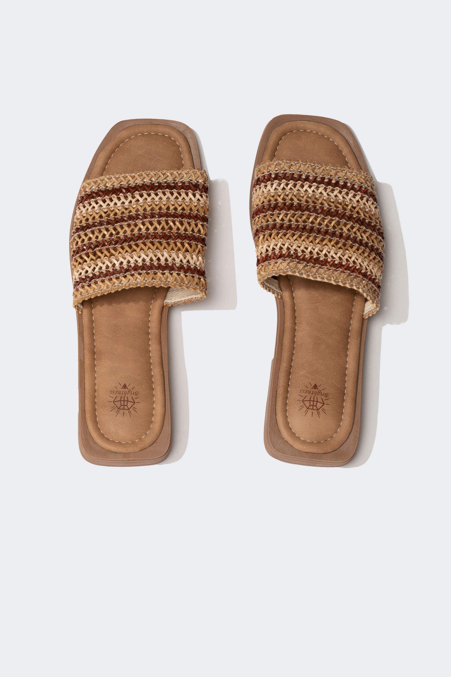 Woman Flat Sole Single Strap Straw Look Slippers