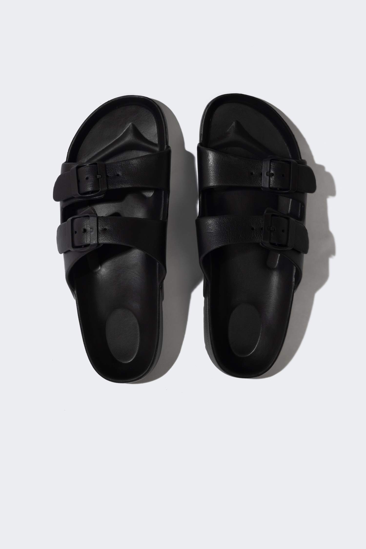 Сланцы на плоской подошве для мужчин