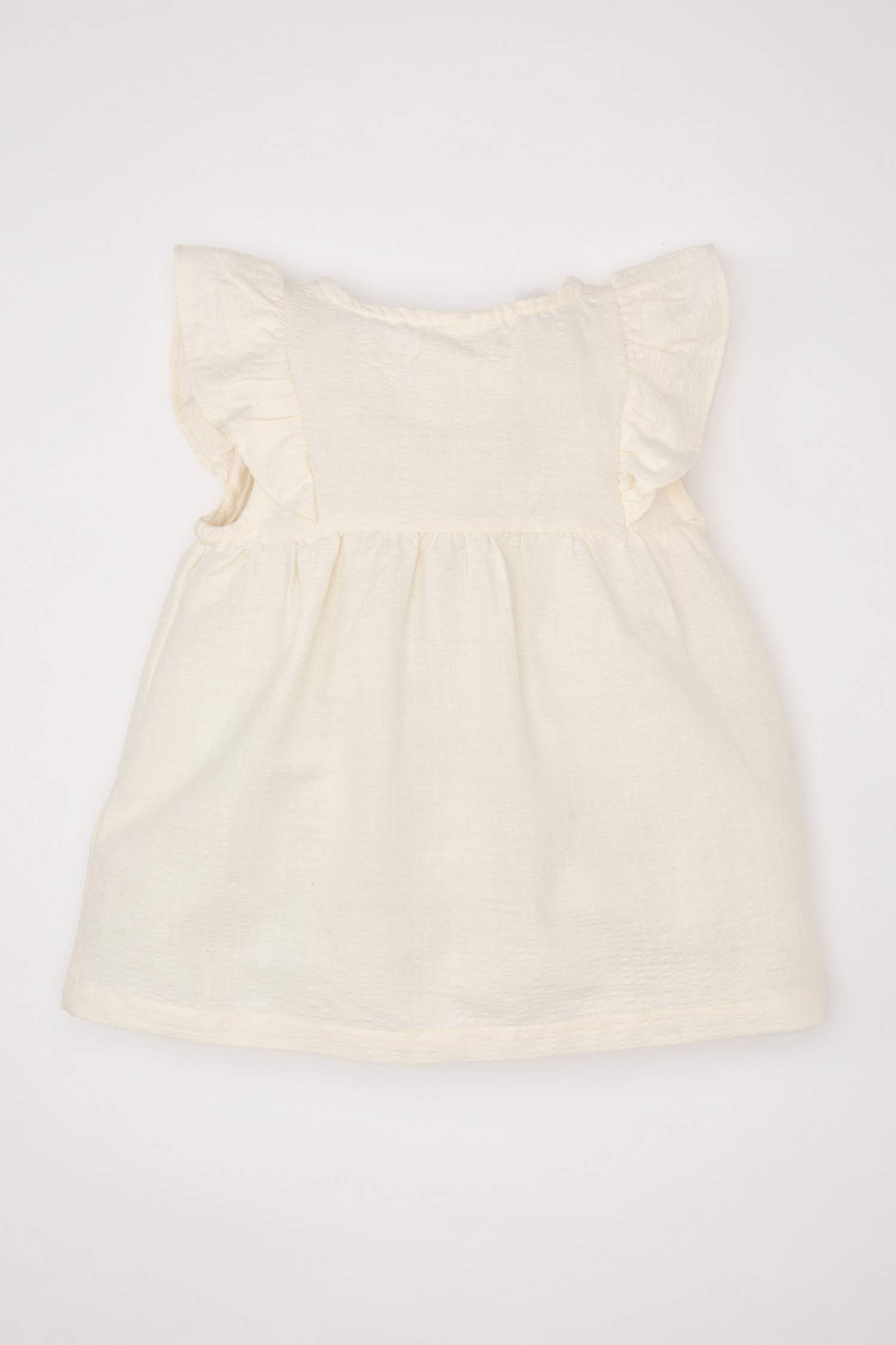 قميص بناتي نص ردن ذو مظهر كتان