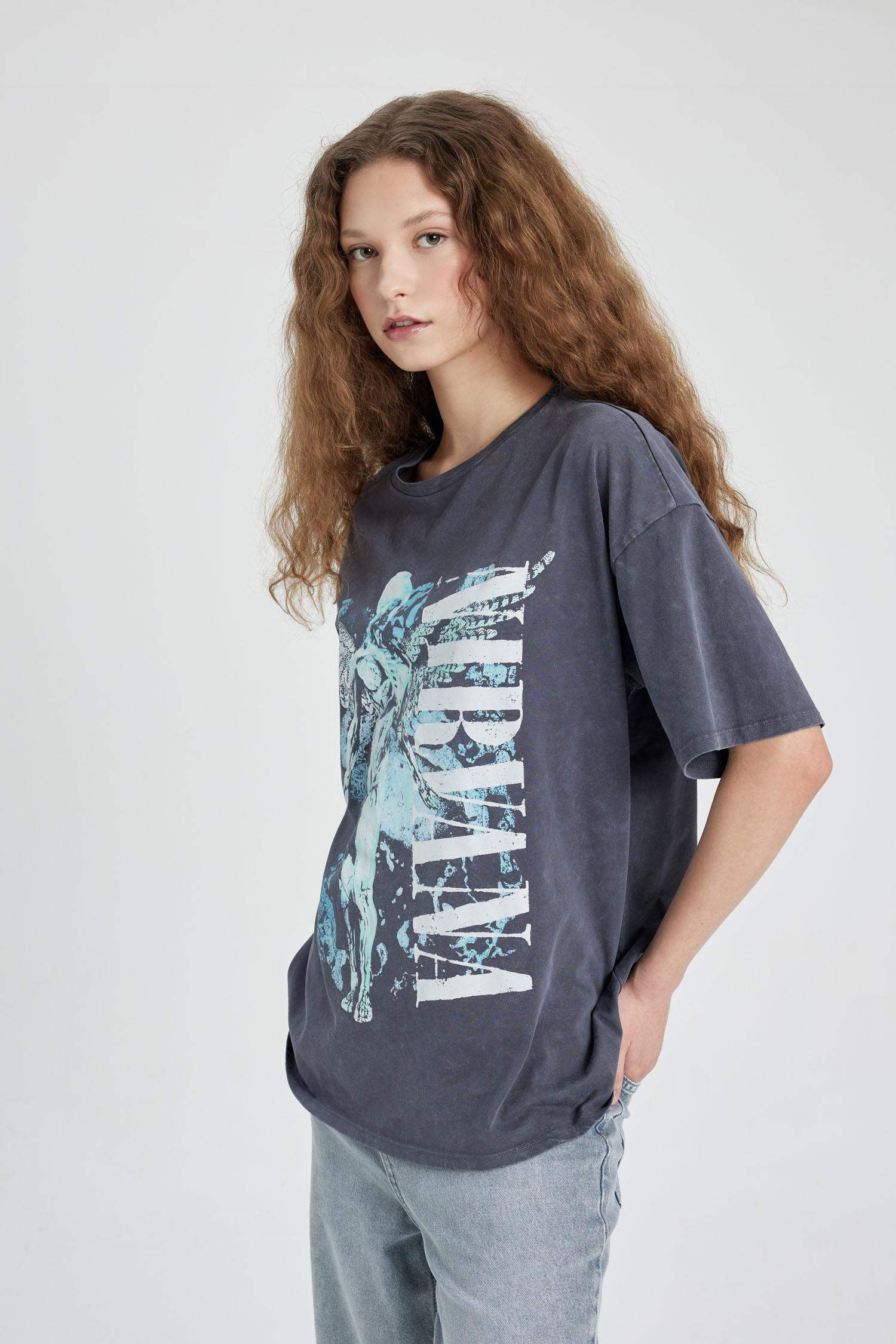 Nirvana дөңгелек жаға үлкен Қысқа жеңді футболка