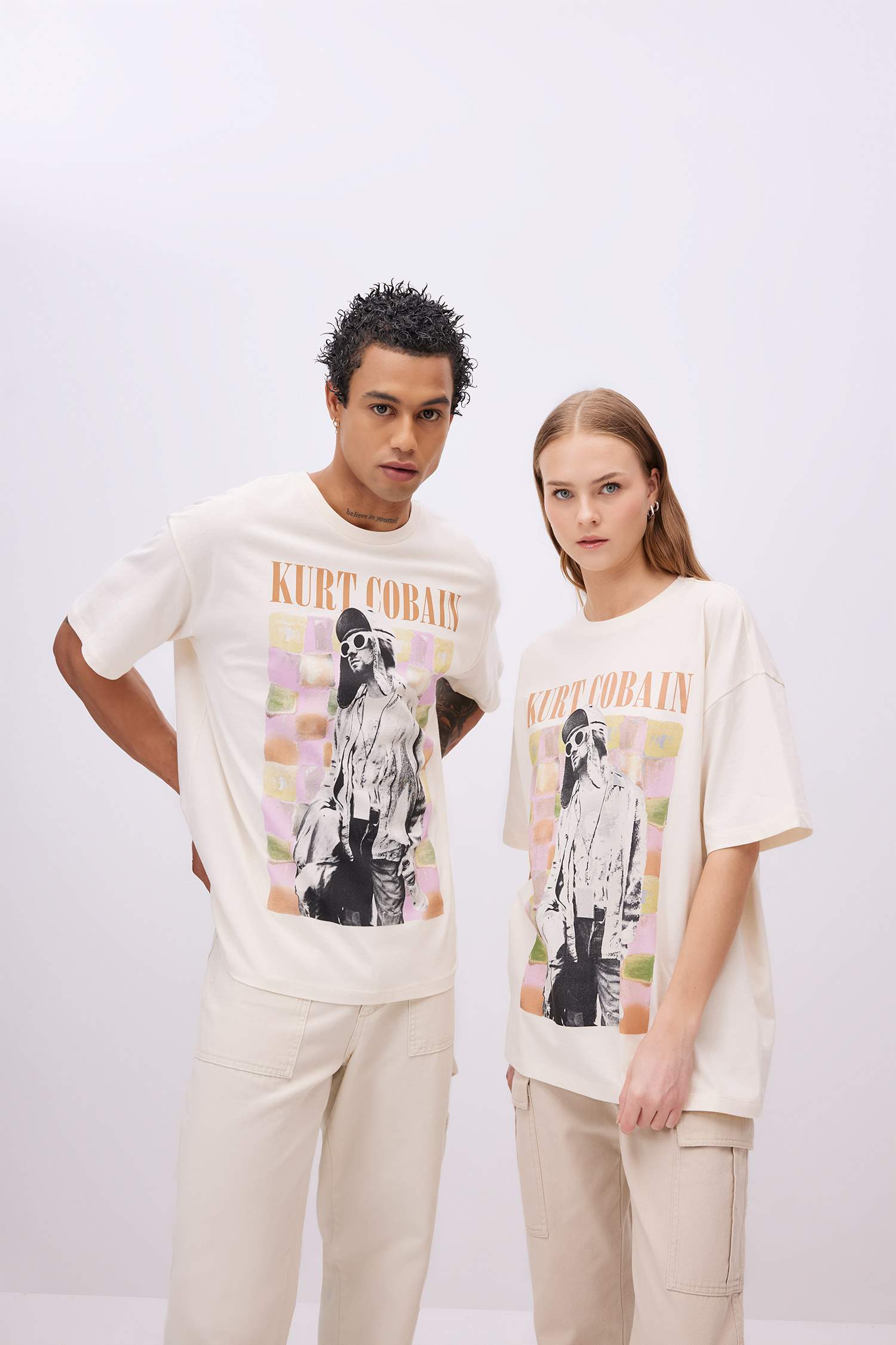 Unisex Kurt Cobain Oversize Fit Short Sleeve T-Shirt