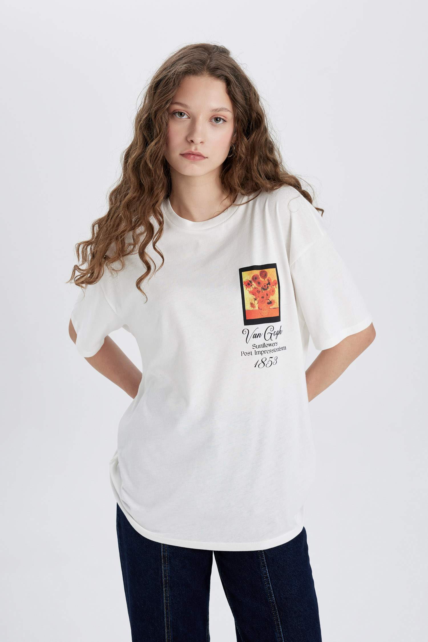 Oversize Fit Van Gogh Licensed Crew Neck Printed Short Sleeve T-Shirt