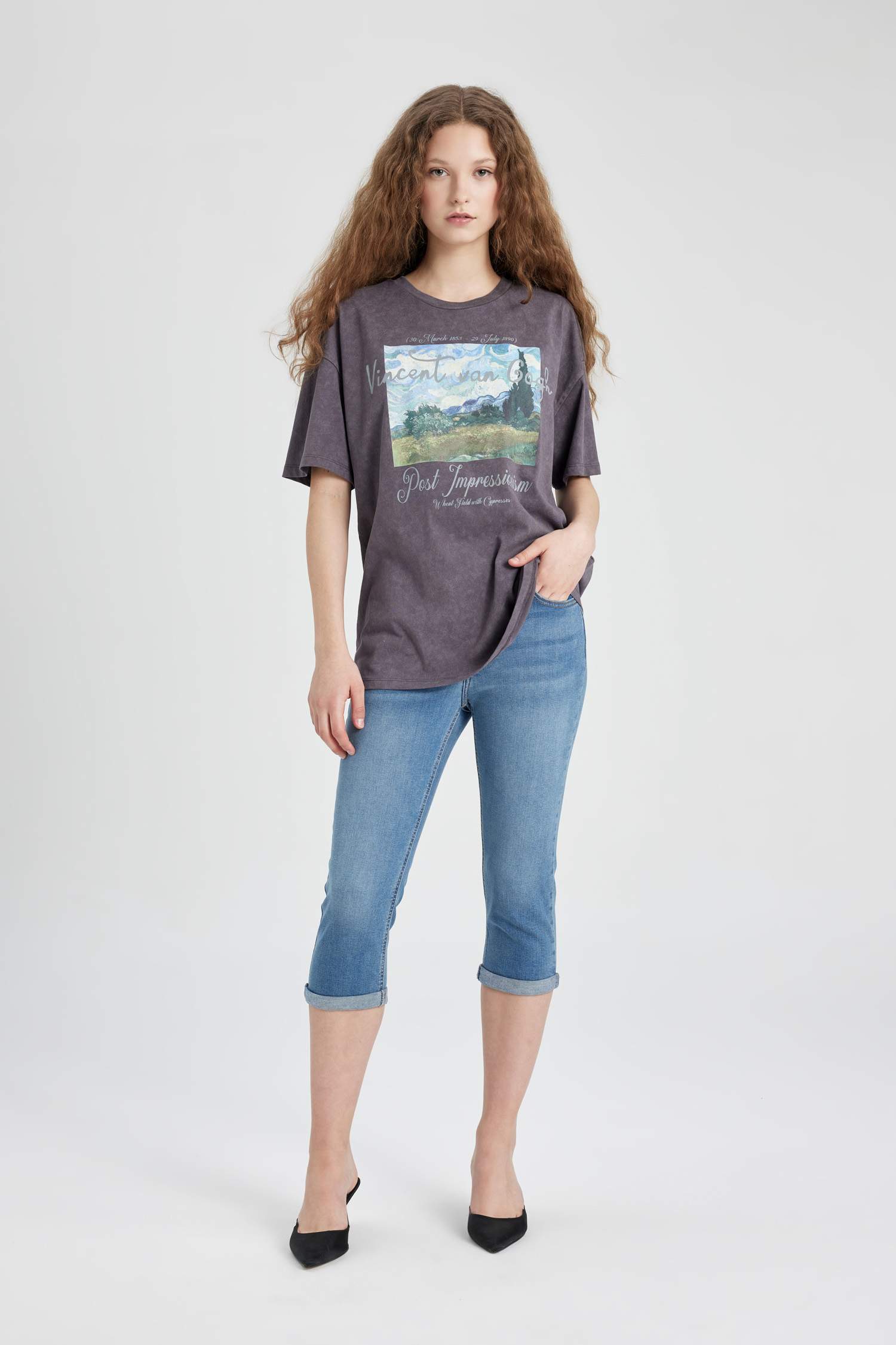 تيشيرت نص ردن اوفر سايز مطبوع من فان جوج