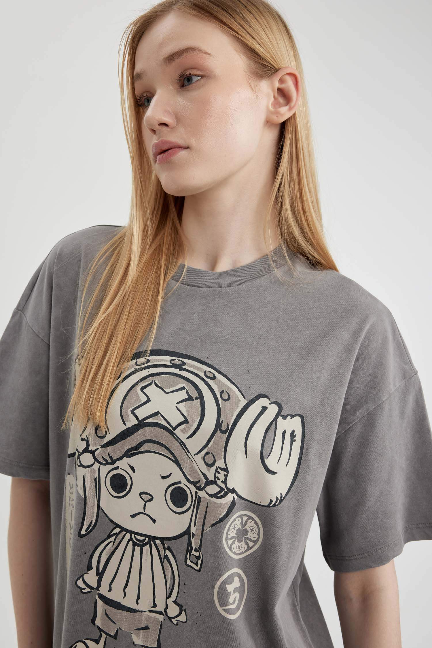 Coool One Piece Oversize Geniş Kalıp Kısa Kollu Yıkamalı Soluk Efektli Tişört