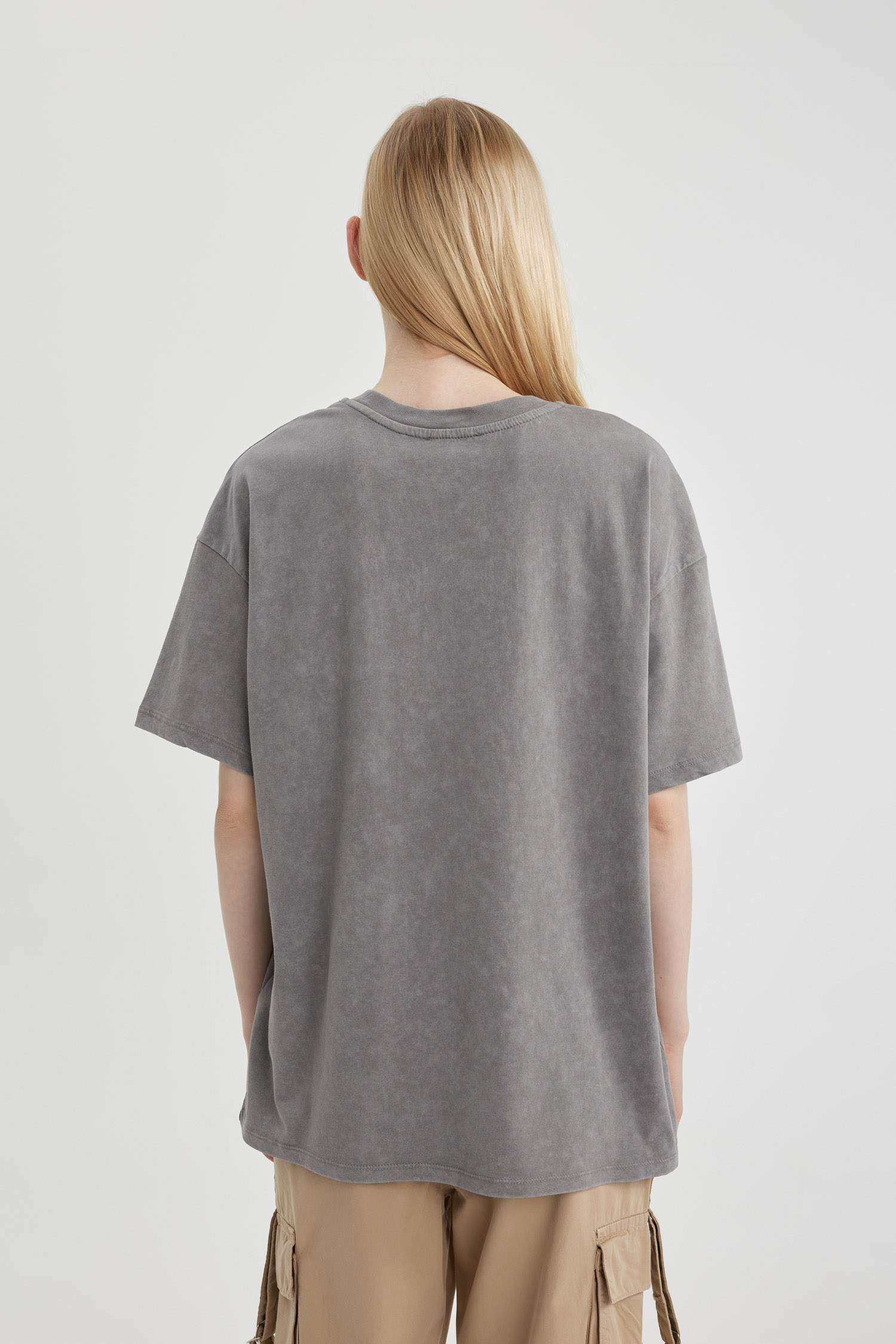 Coool One Piece Oversize Geniş Kalıp Kısa Kollu Yıkamalı Soluk Efektli Tişört