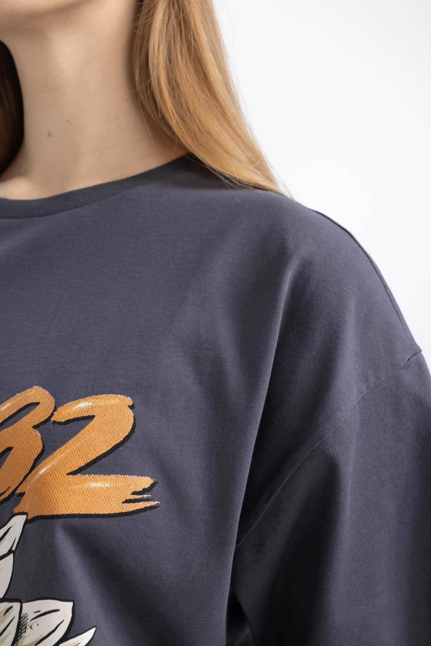 Blink Oversize Fit Crew Neck Short Sleeve T-Shirt