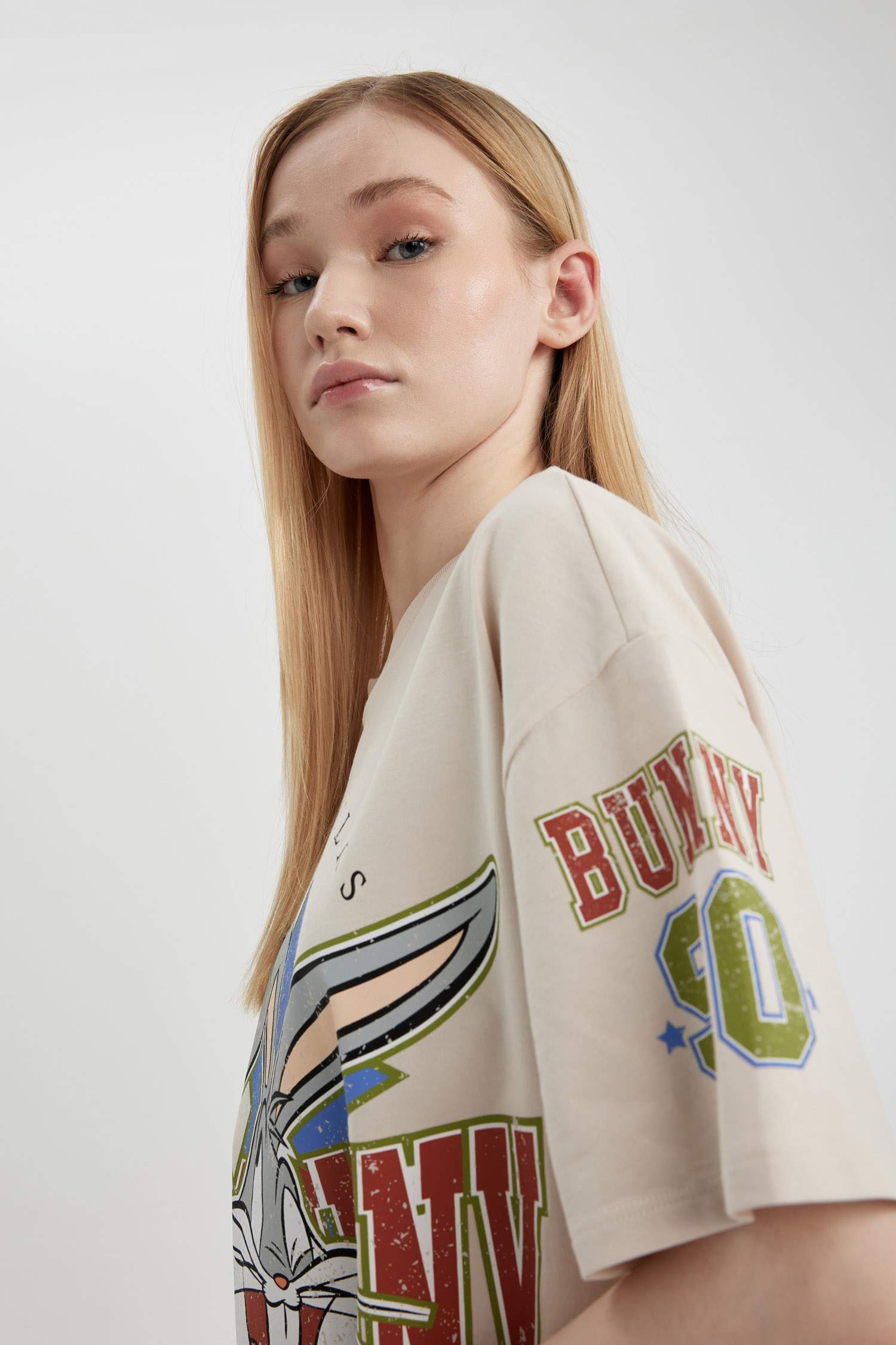 Coool Looney Tunes Лицензиялық дөңгелек жаға үлкен Қысқа жеңді футболка