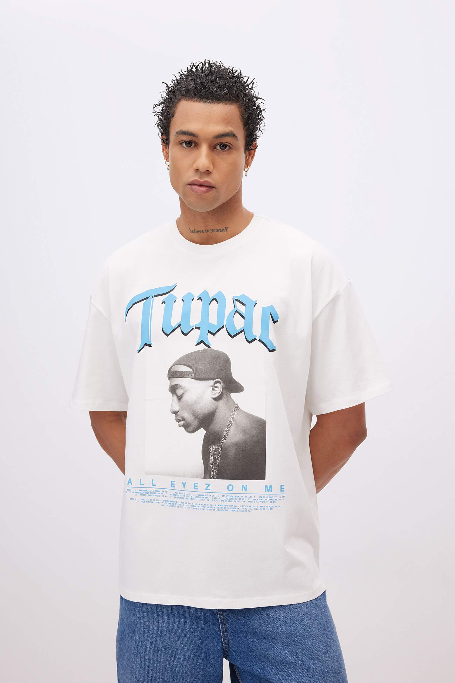 تيشيرت نص ردن اوفر سايز من توباك شاكور للجنسين