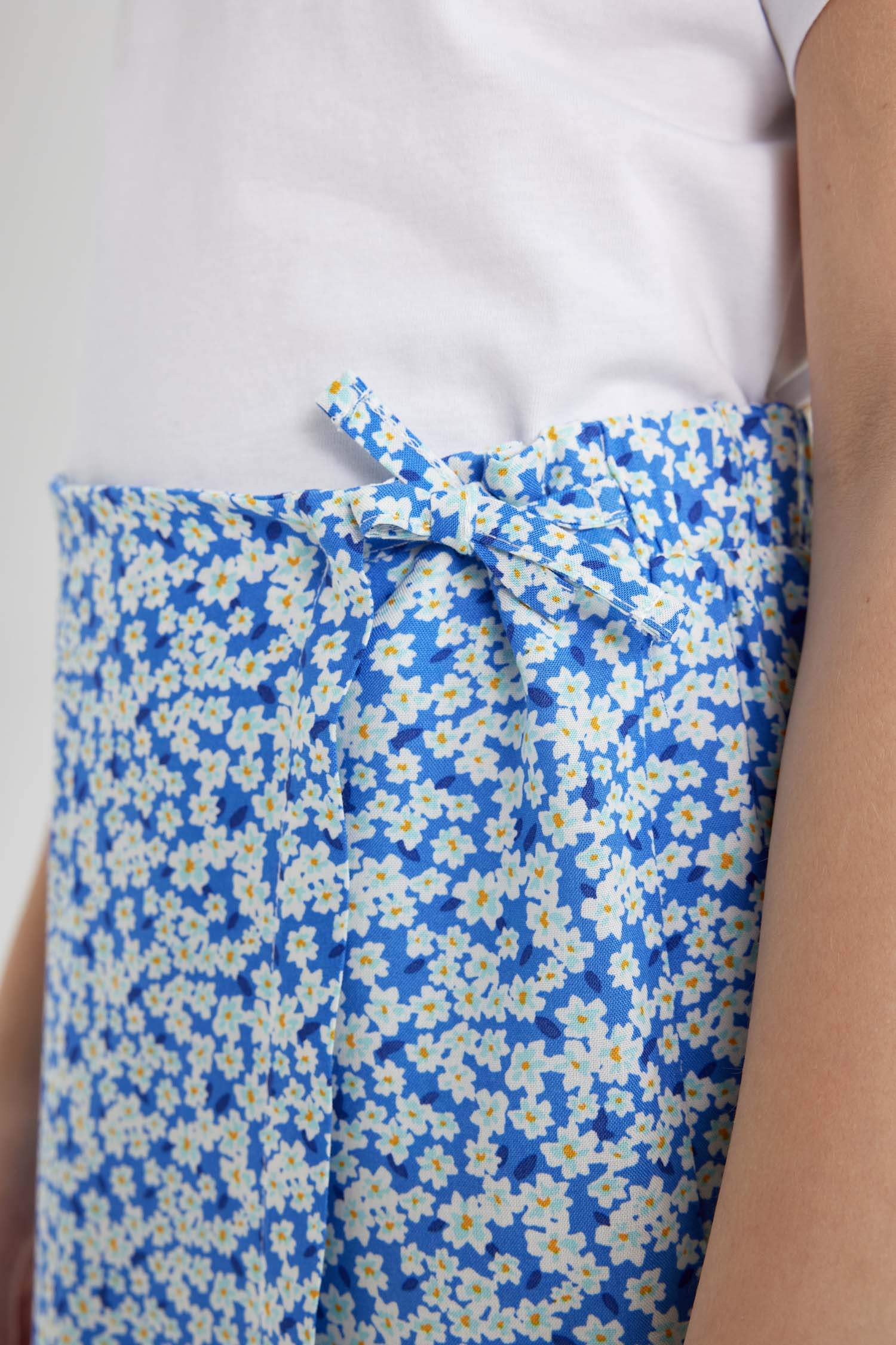 سيت بناتي شورت وتي شيرت نص ردن - قطعتين