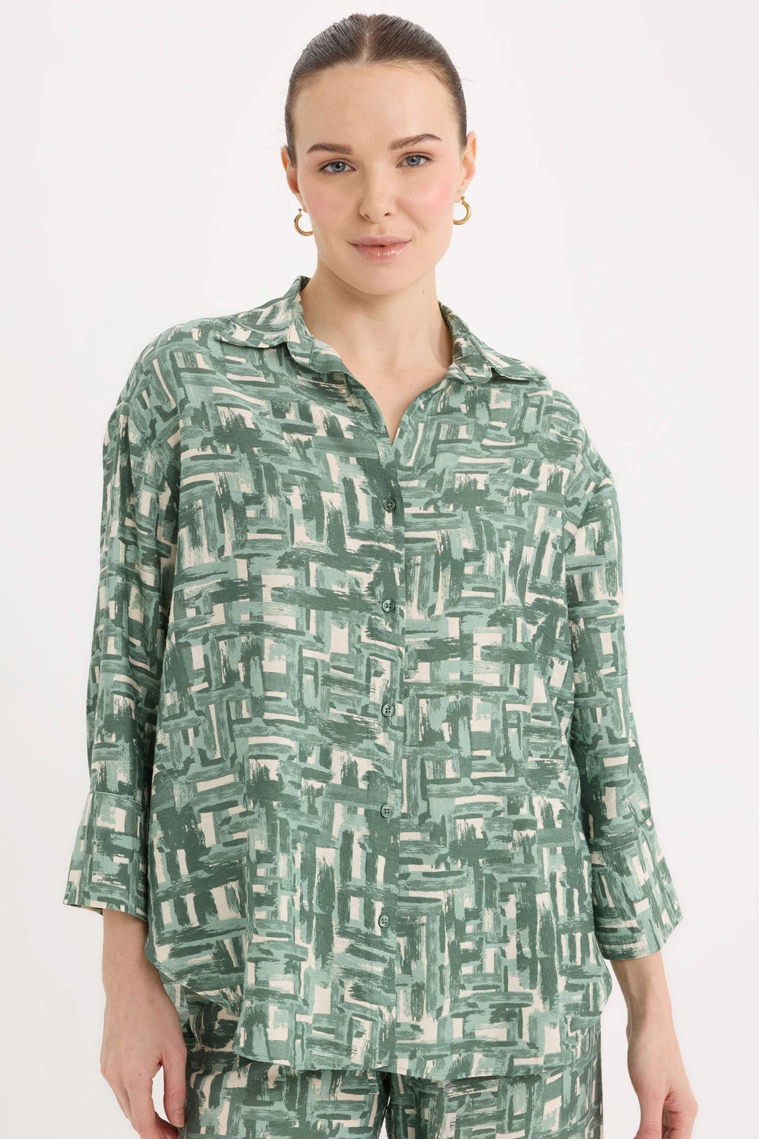 Regular Fit Desenli Uzun Kollu Gömlek