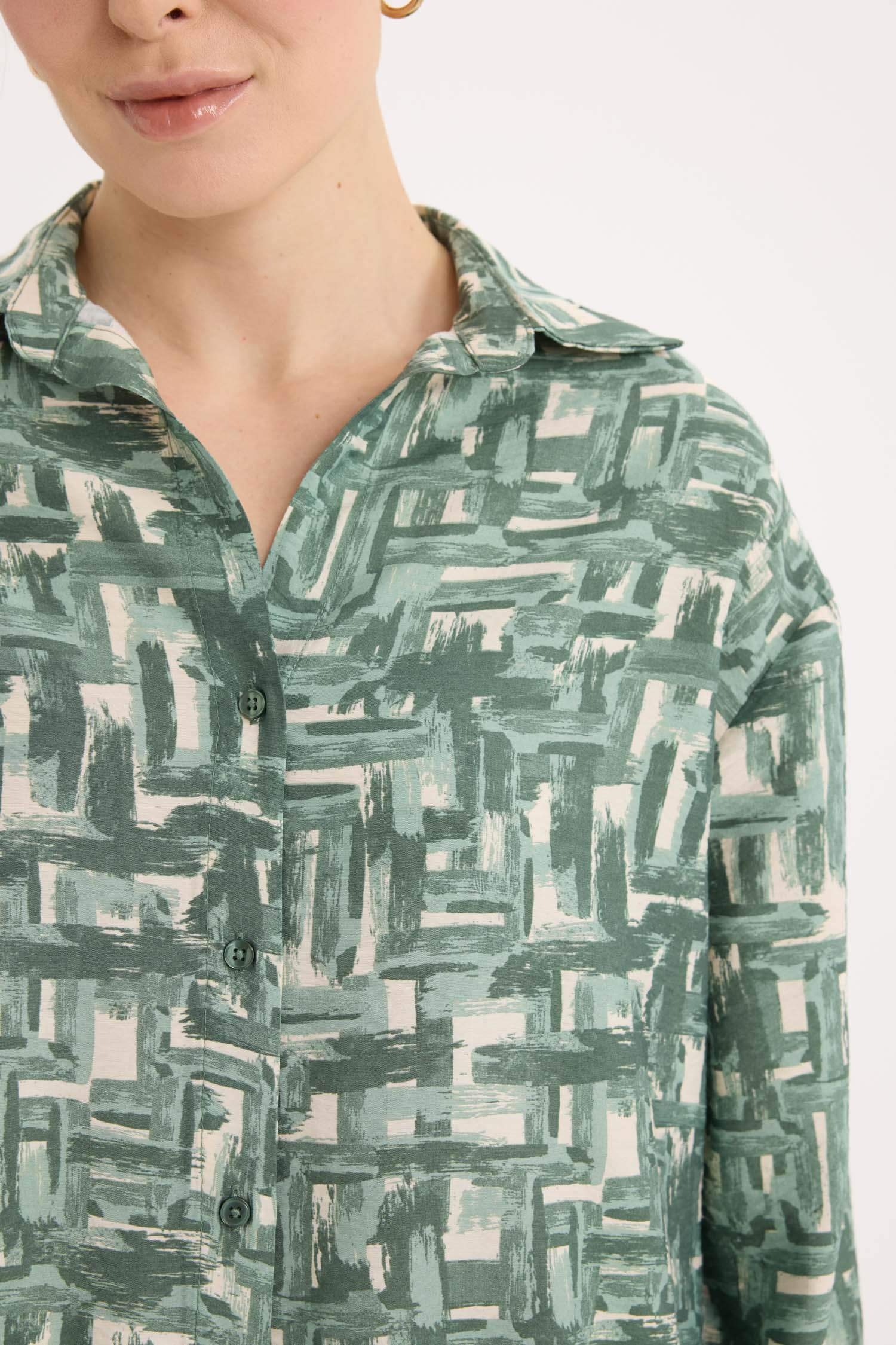 Regular Fit Desenli Uzun Kollu Gömlek