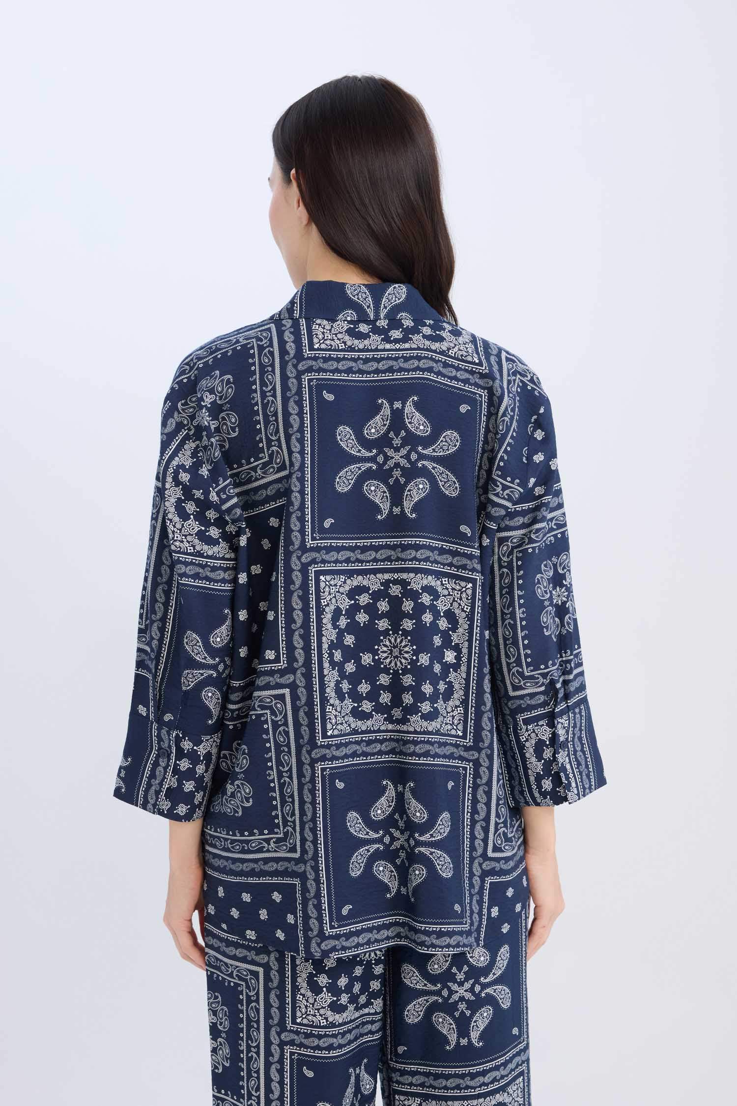 қалыпты пішім Ұзын жеңді көйлек