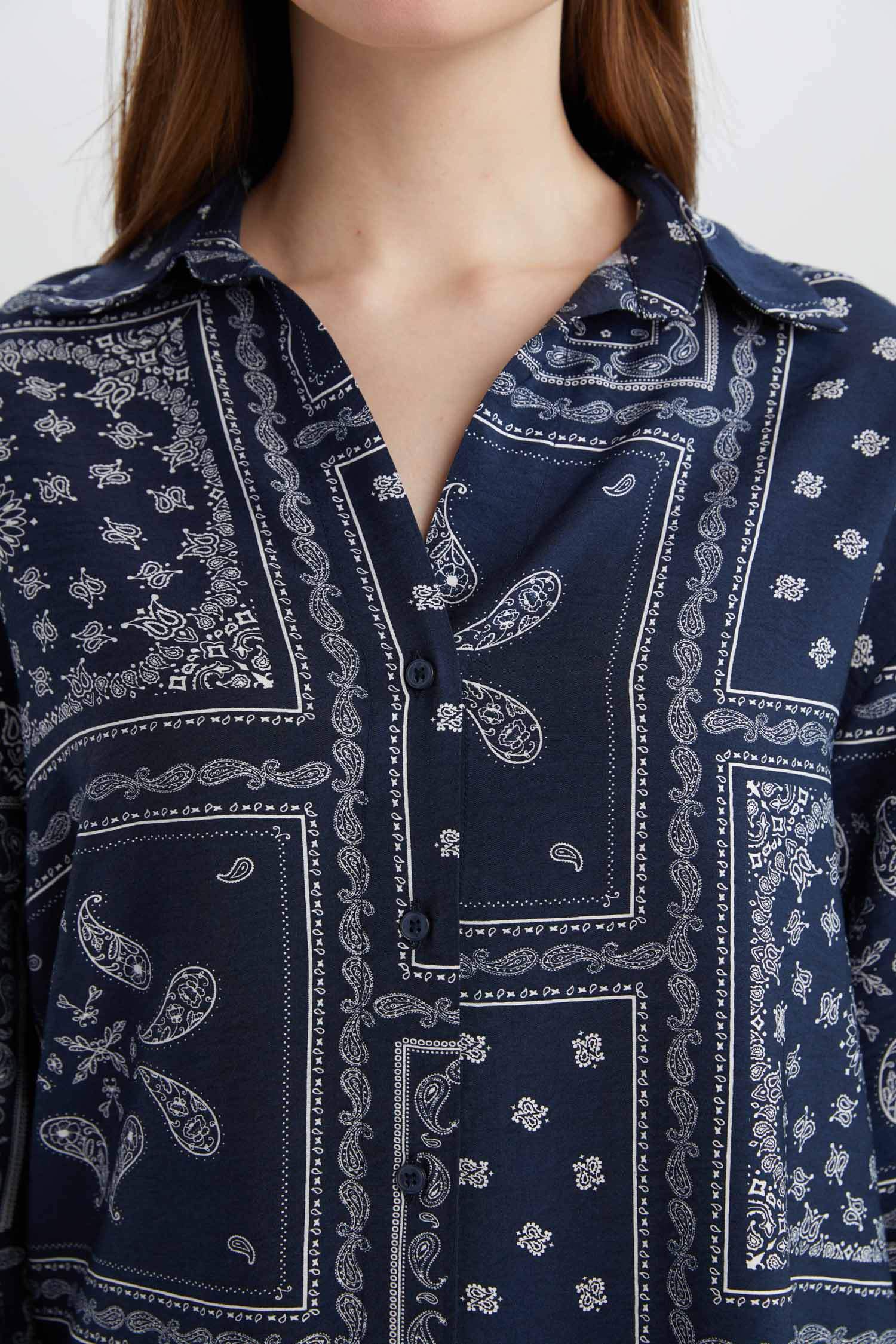 	Regular Fit Desenli Uzun Kollu Gömlek