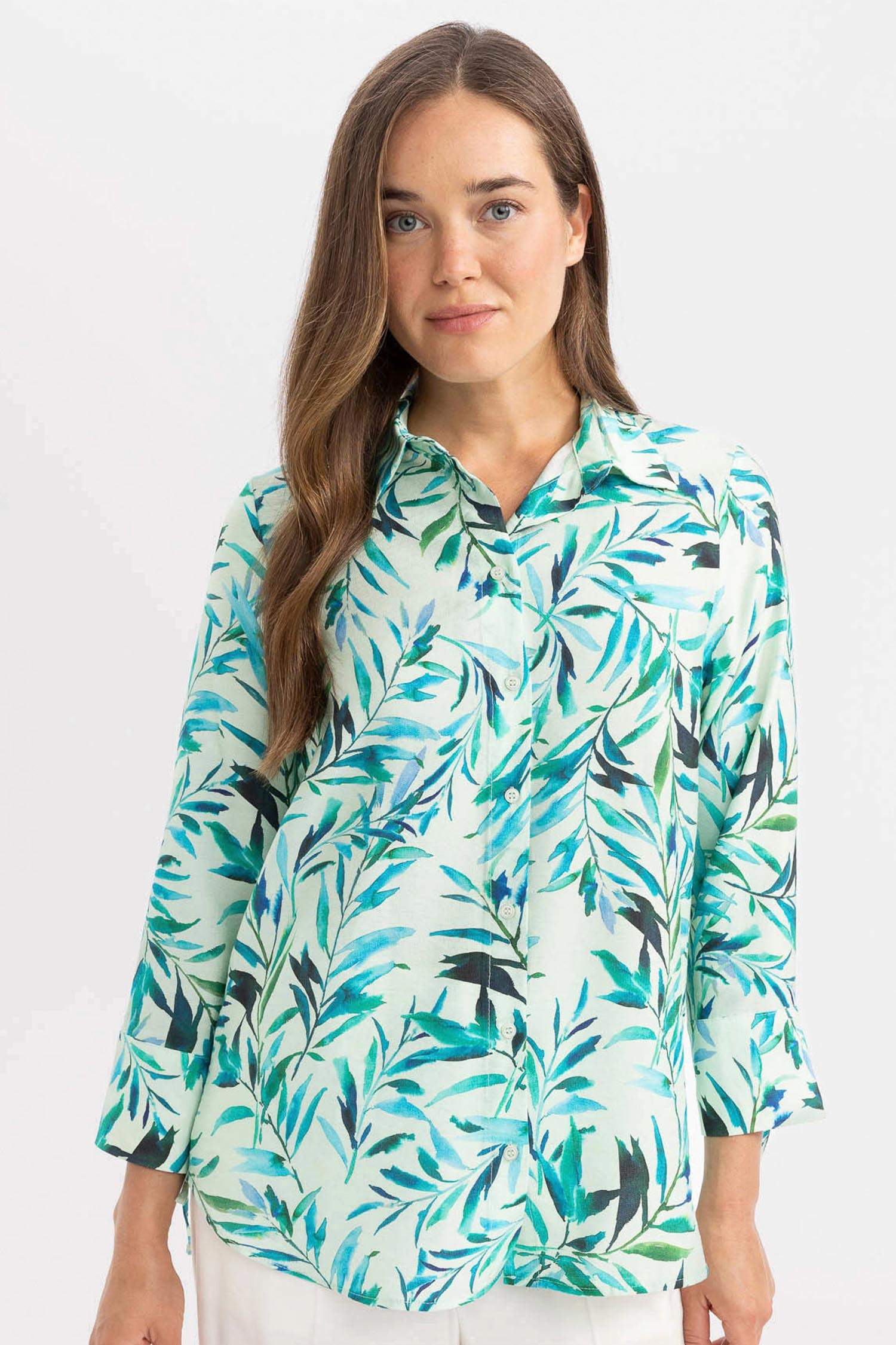 Рубашка стандартного кроя с длинным рукавом