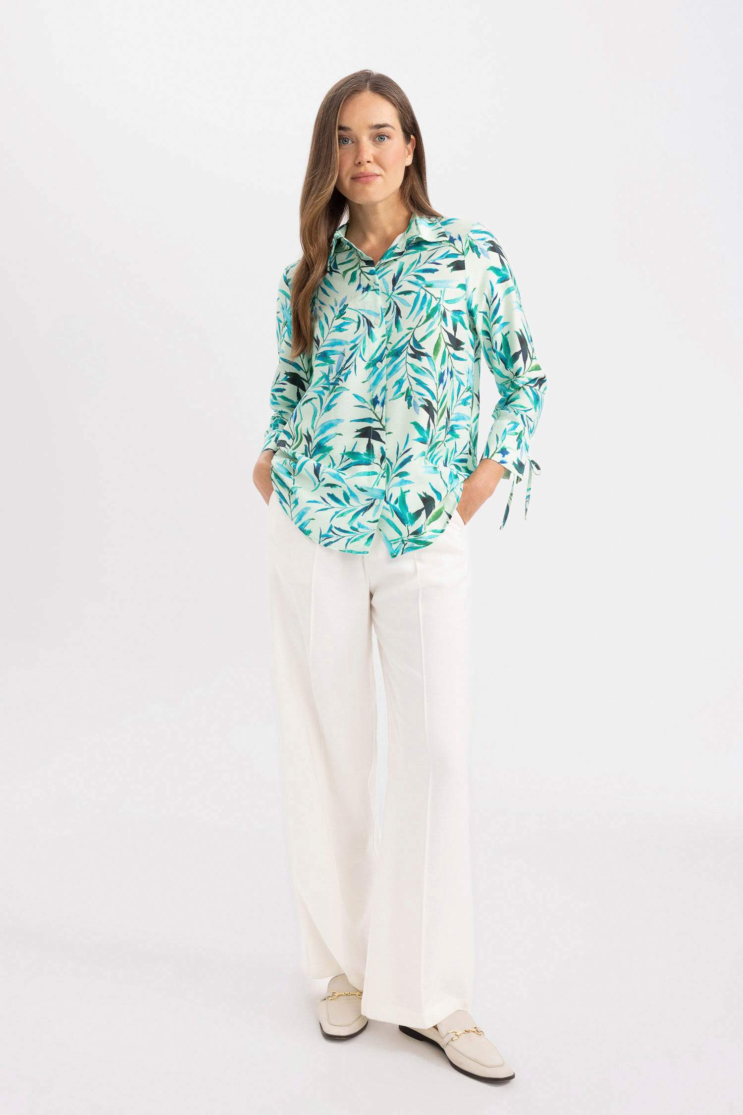 Рубашка стандартного кроя с длинным рукавом