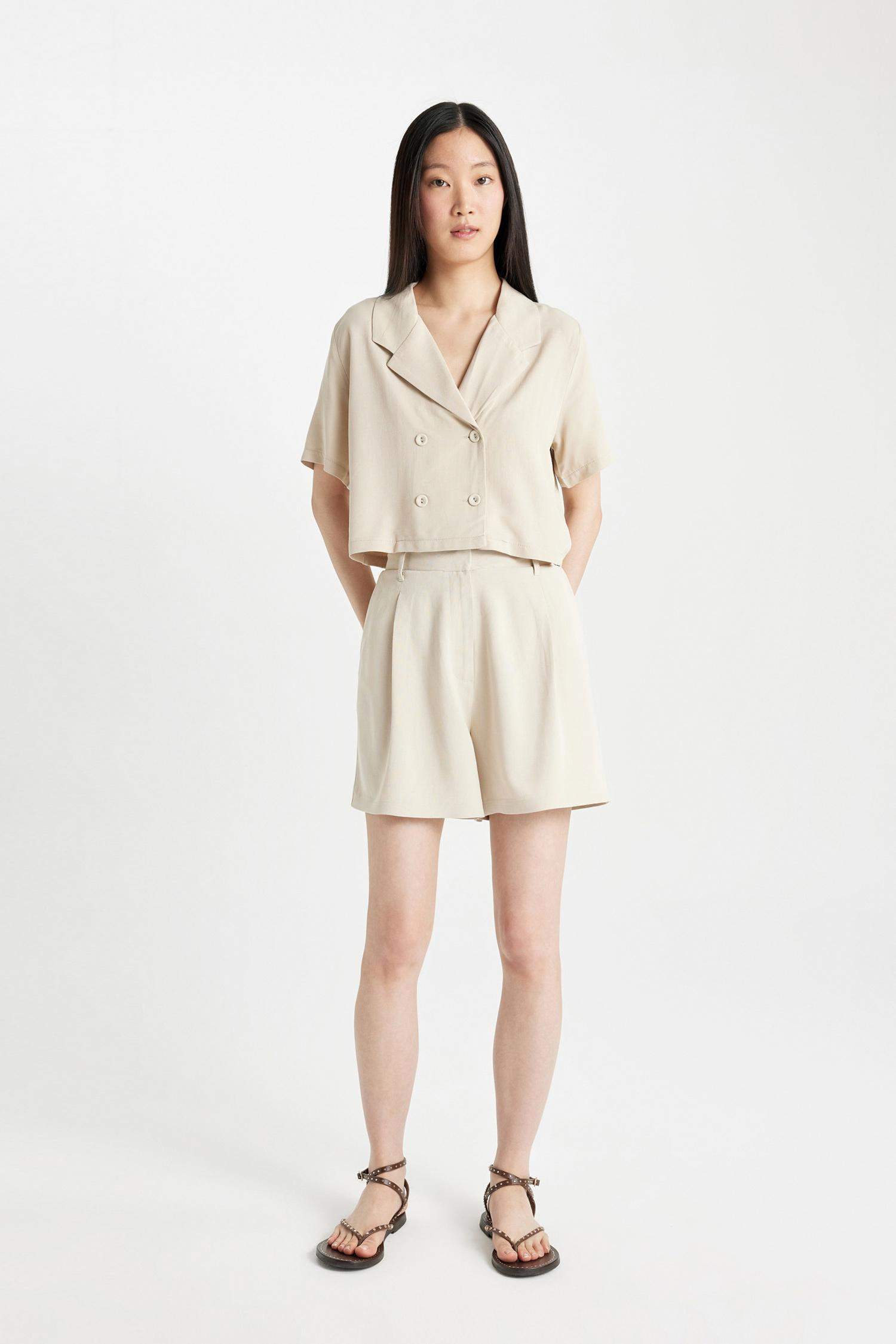 Yüksek Bel Kısa Paça Keten Karışımlı Şort