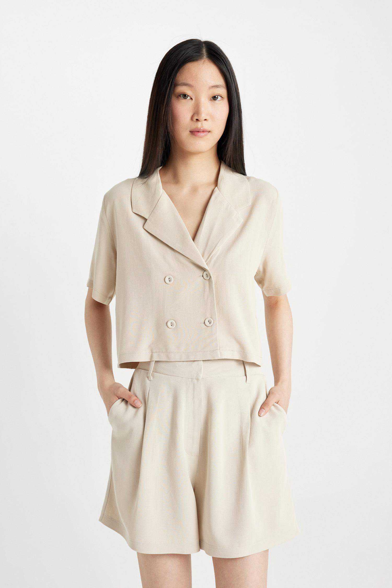 Yüksek Bel Kısa Paça Keten Karışımlı Şort