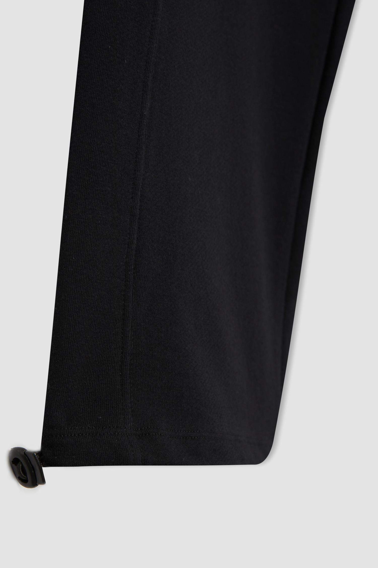 Брюки свободного кроя