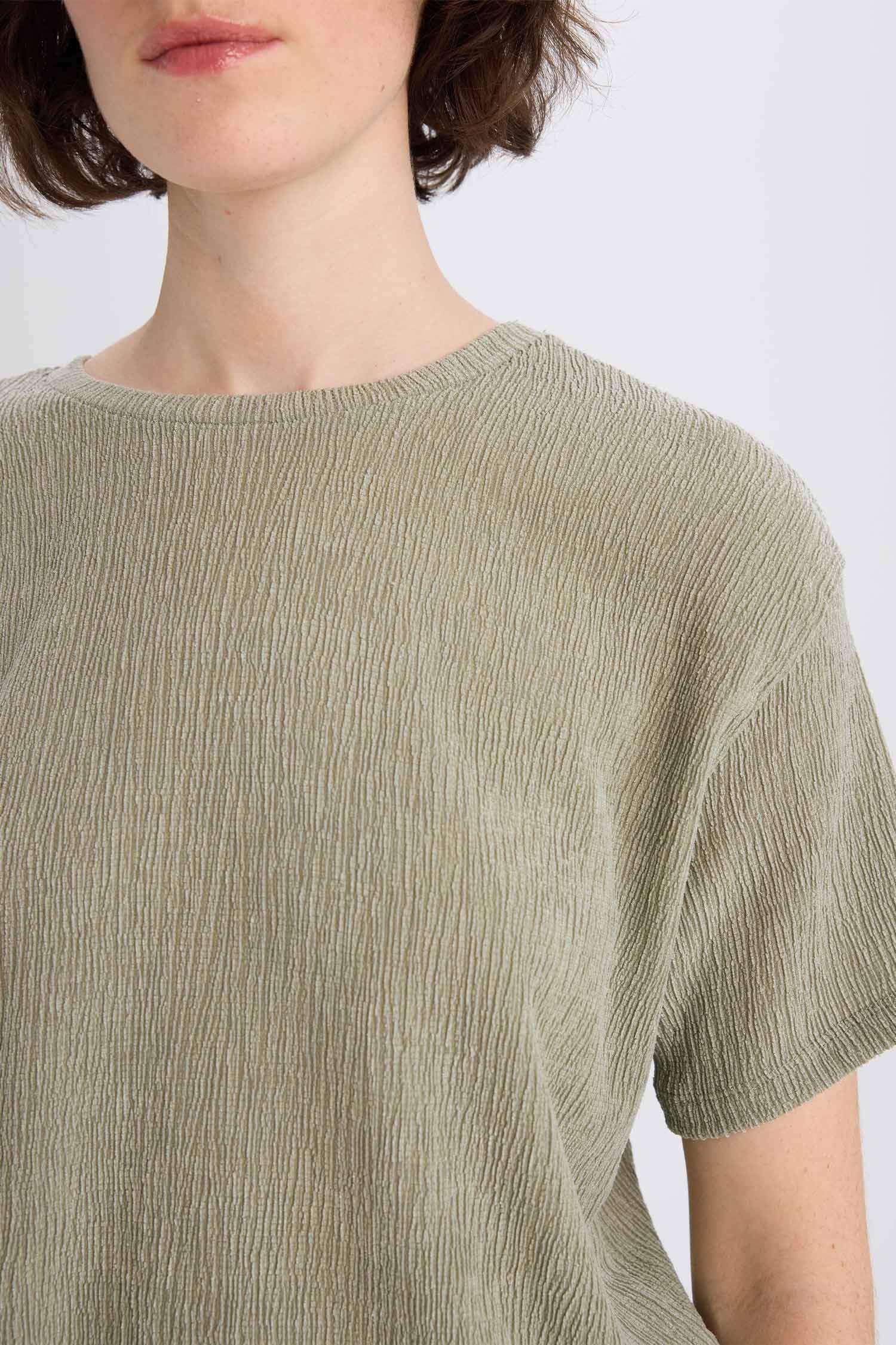 дөңгелек жаға кресс матасы Қысқа жеңді футболка