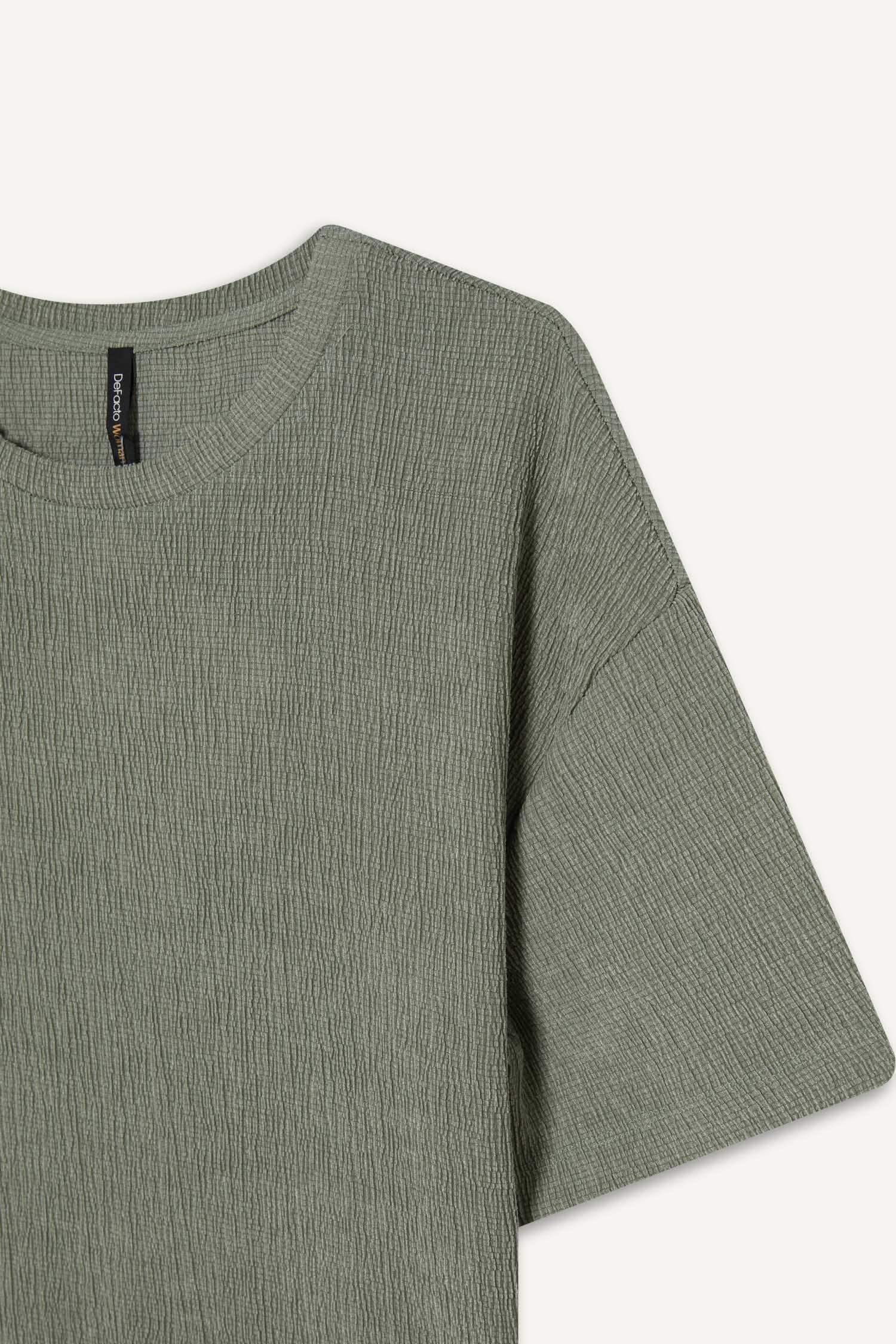 дөңгелек жаға кресс матасы Қысқа жеңді футболка